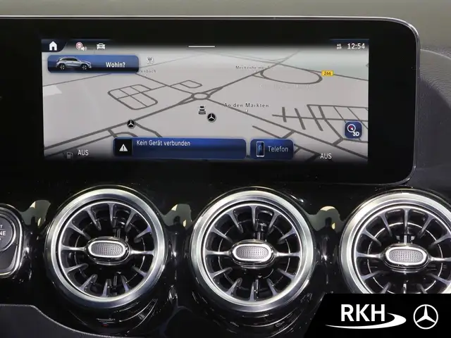 Mercedes-Benz Gla view 11