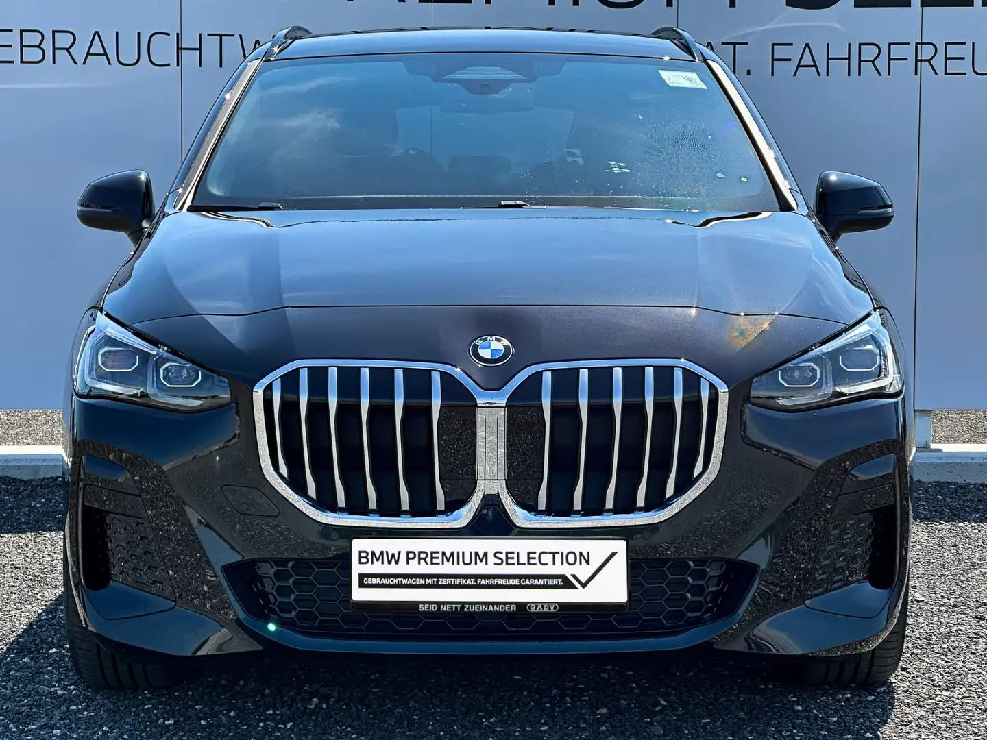 BMW 220 d Active Tourer Schwarz - 2