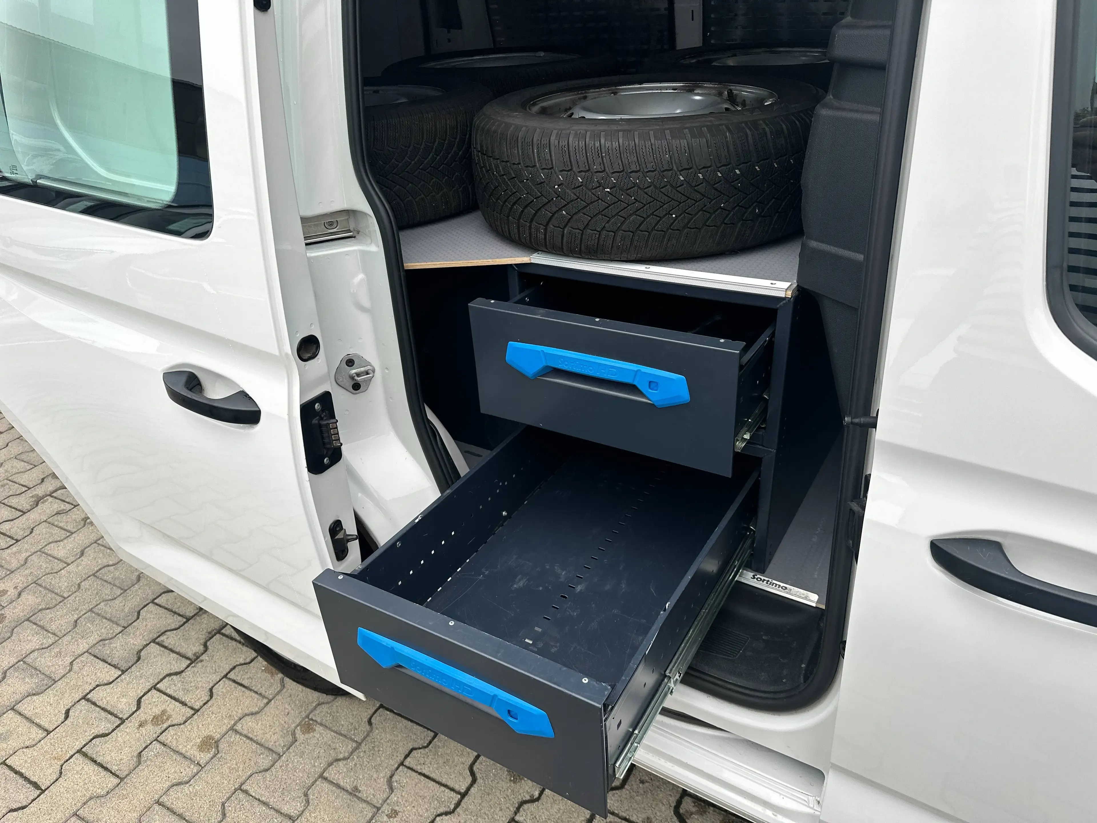 Volkswagen Caddy 1.5 TSI*220V*SORTIMO*Kamera*Standheizung*Klima — photo 9