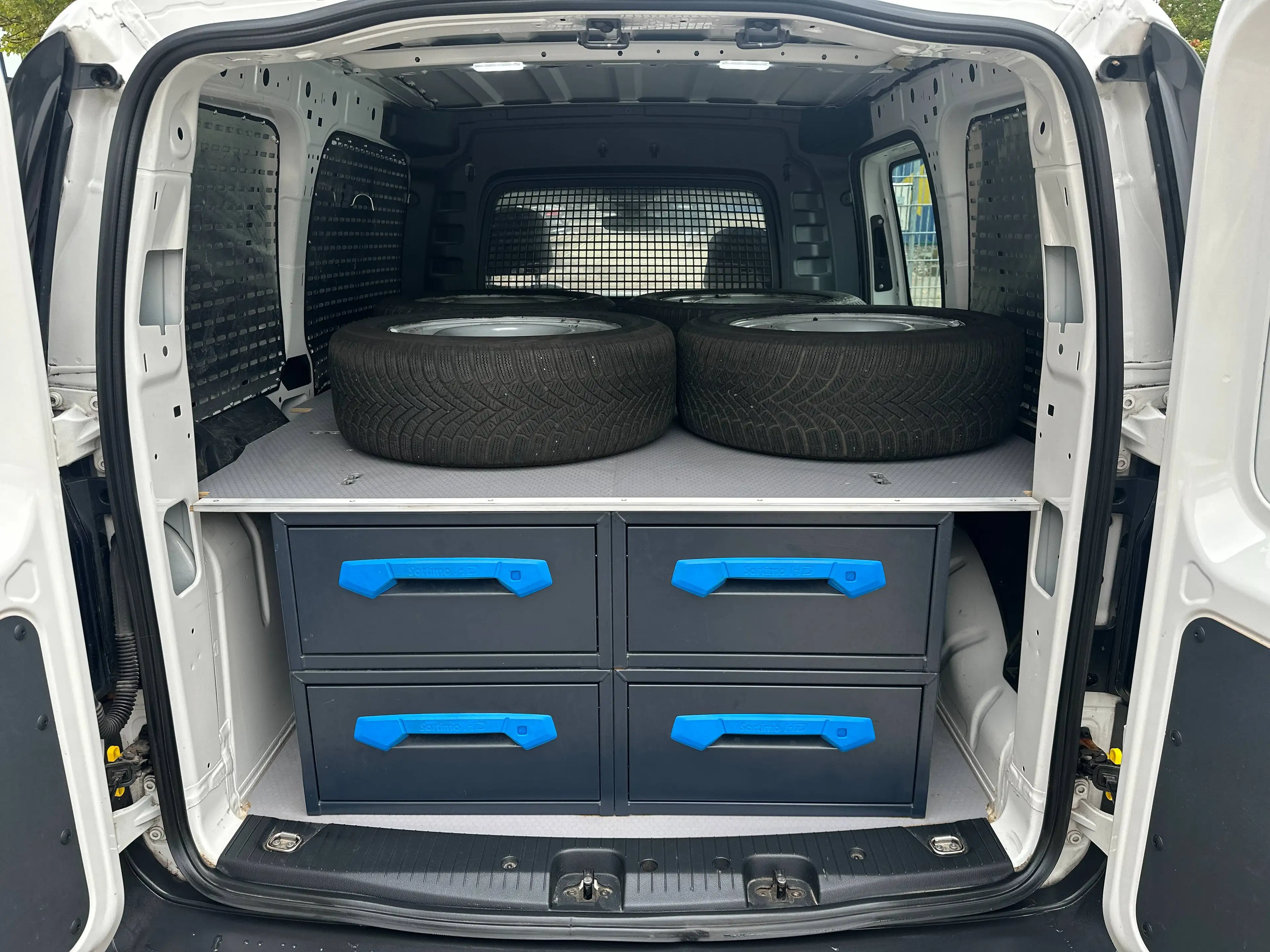 Volkswagen Caddy 1.5 TSI*220V*SORTIMO*Kamera*Standheizung*Klima — photo 6