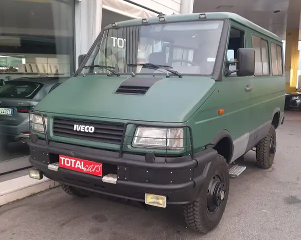 Iveco Daily 40.10 W 2.5 TD Combi L 4x4 ex Carabinieri