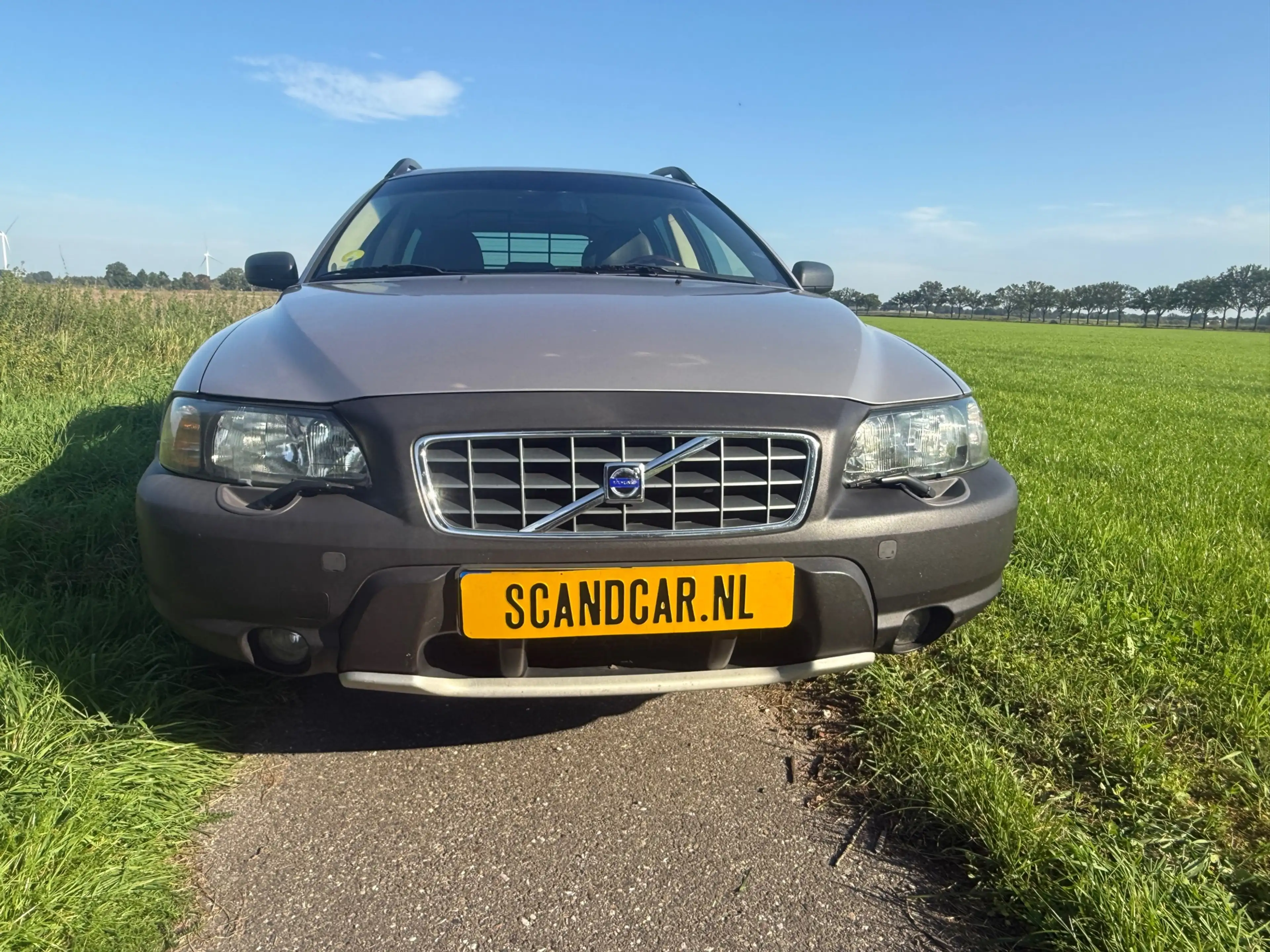 Volvo XC70 2.5 T Geartronic, blijvend youngtimer in super con — photo 9