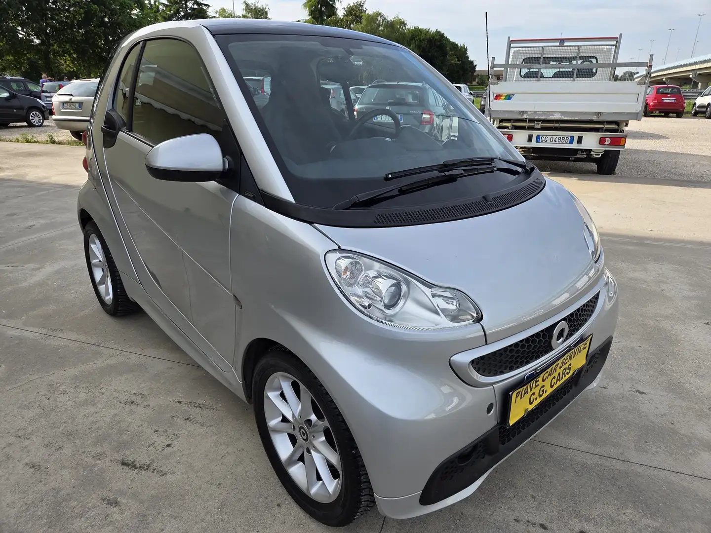 smart forTwo 0.8 cdi Passion Silber - 2