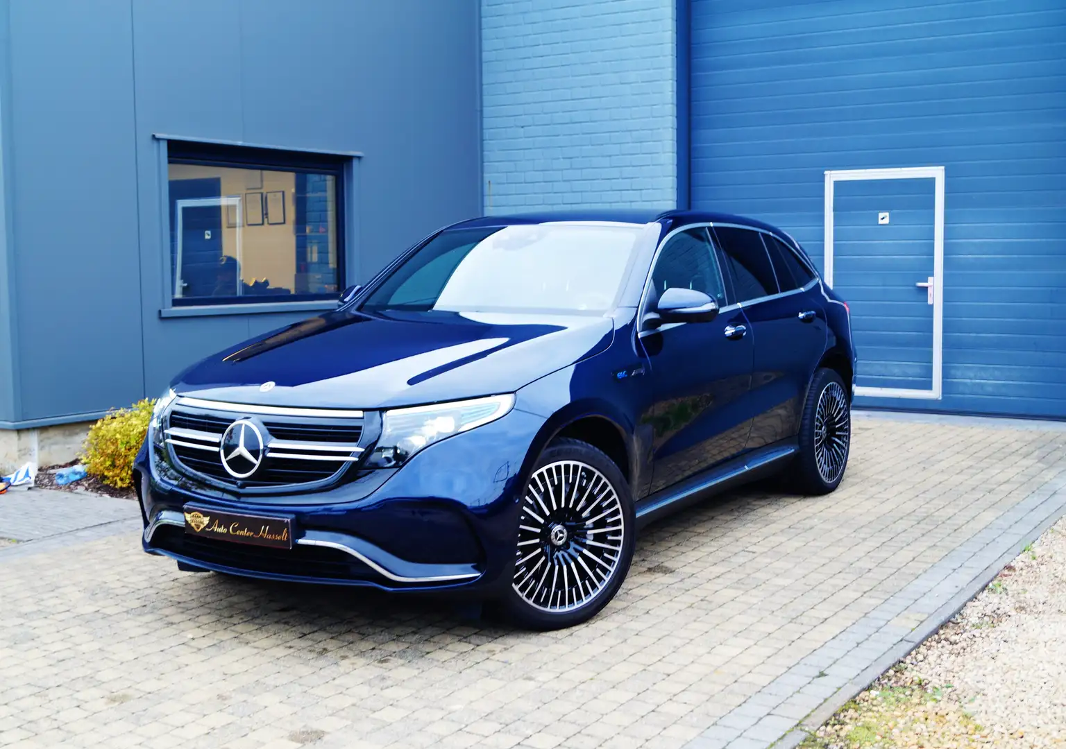 Mercedes-Benz EQC 400 EQC 400 4Matic AMG Line Elect/Garantie bij MB/BTW Blauw - 1