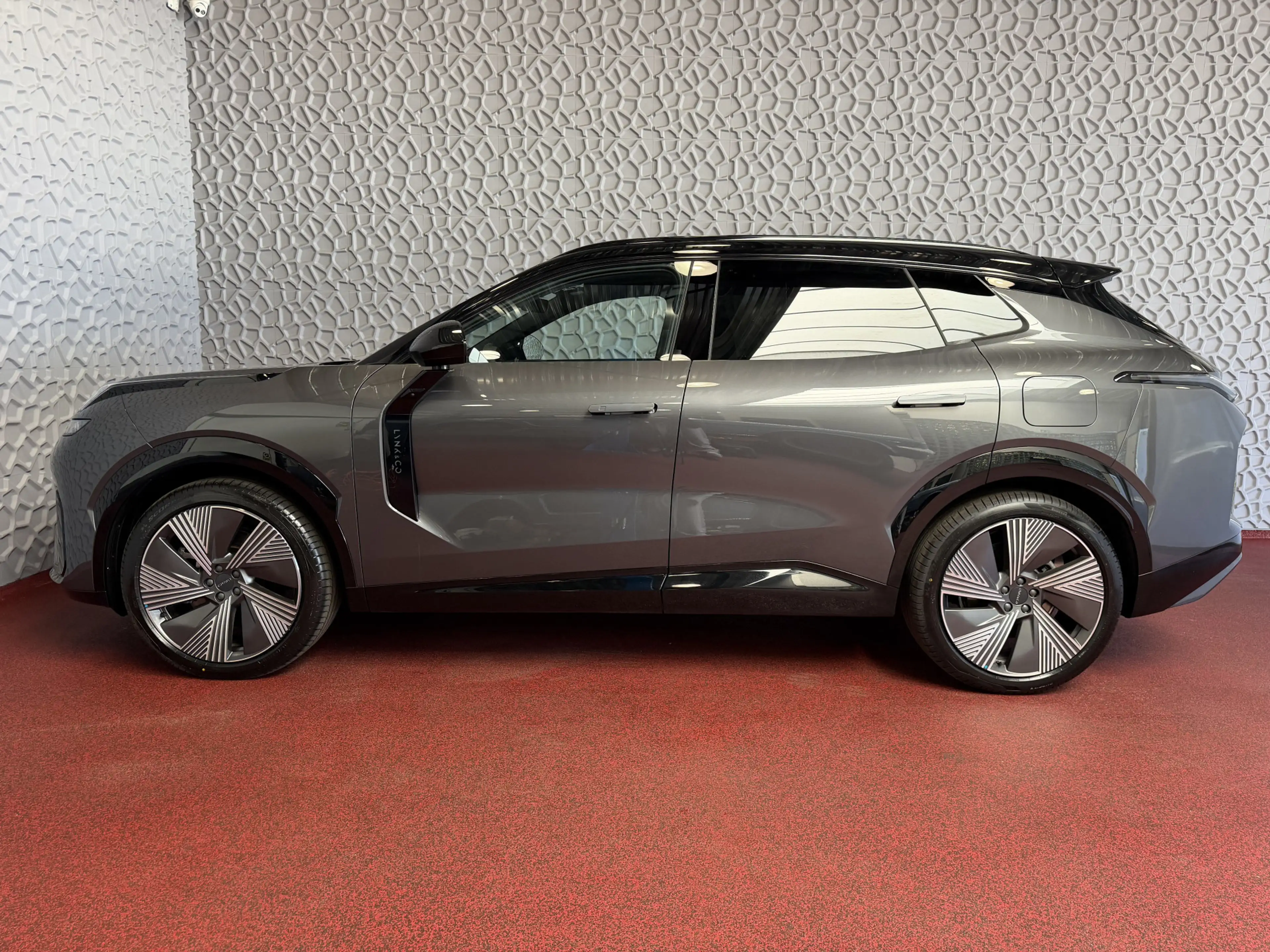 Lynk & Co 08 Co MORE 2026 PHEV AKTIE €10.000.- ONDER NW PRIJS 2 — photo 4