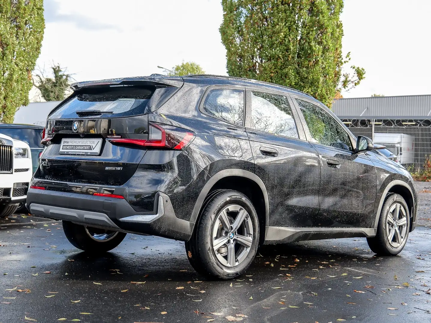 BMW X1 sDrive18i ACC RFK NAVI LED Sound Syst. DAB Schwarz - 2