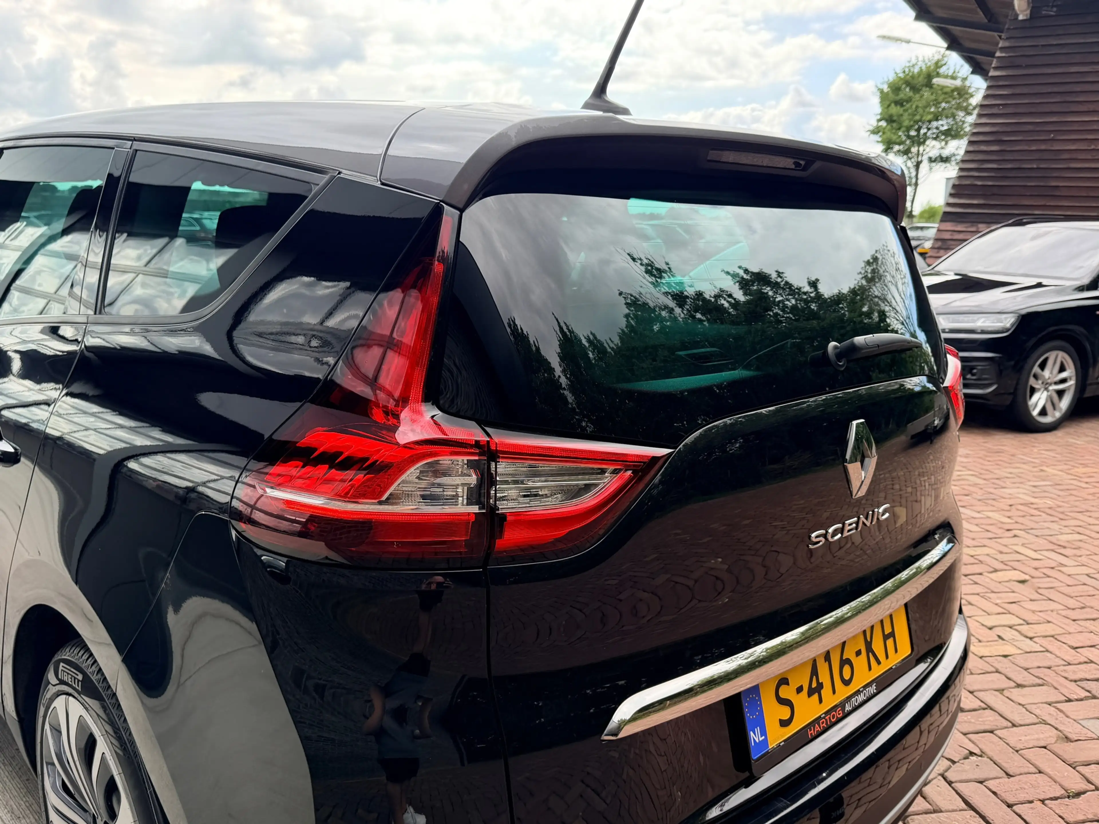 Renault Grand Scenic 1.3 TCe Business Zen | Camera | Trekhaak — photo 13
