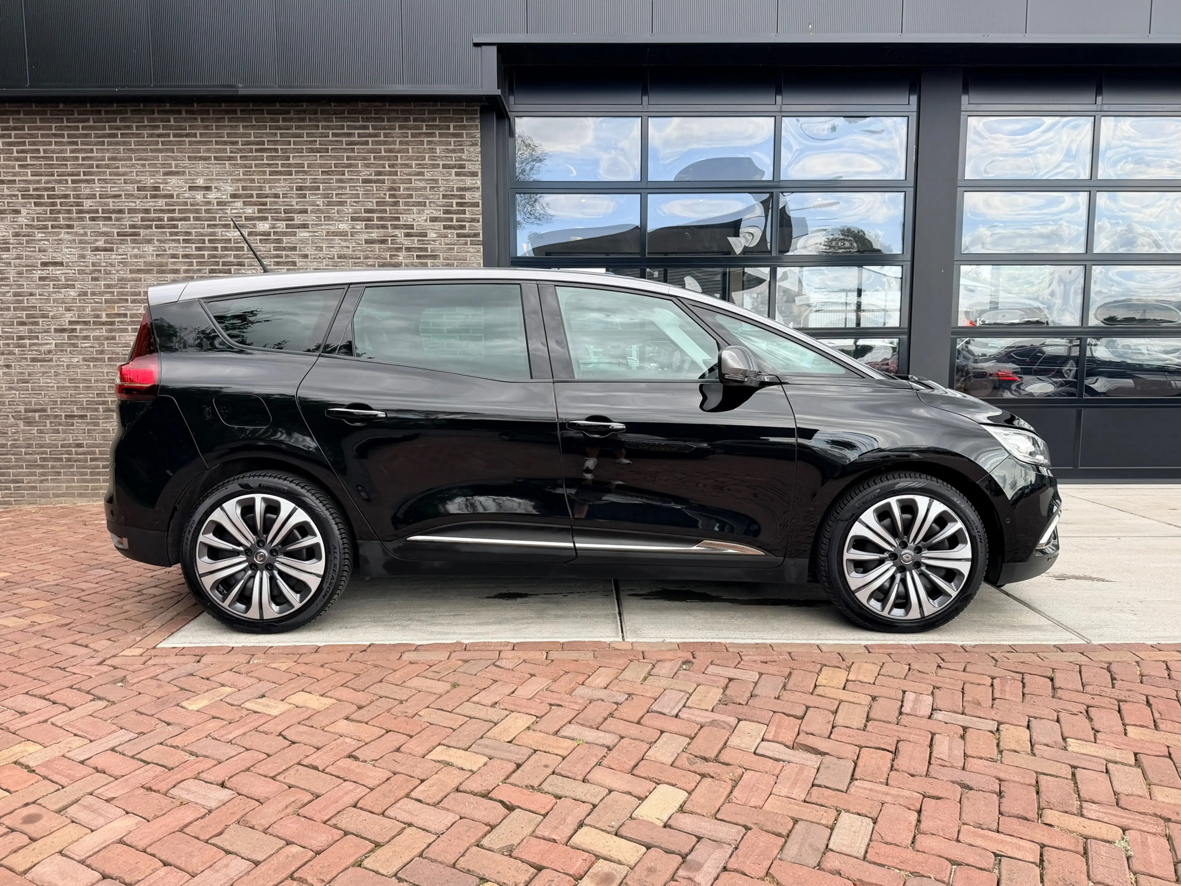 Renault Grand Scenic 1.3 TCe Business Zen | Camera | Trekhaak — photo 6