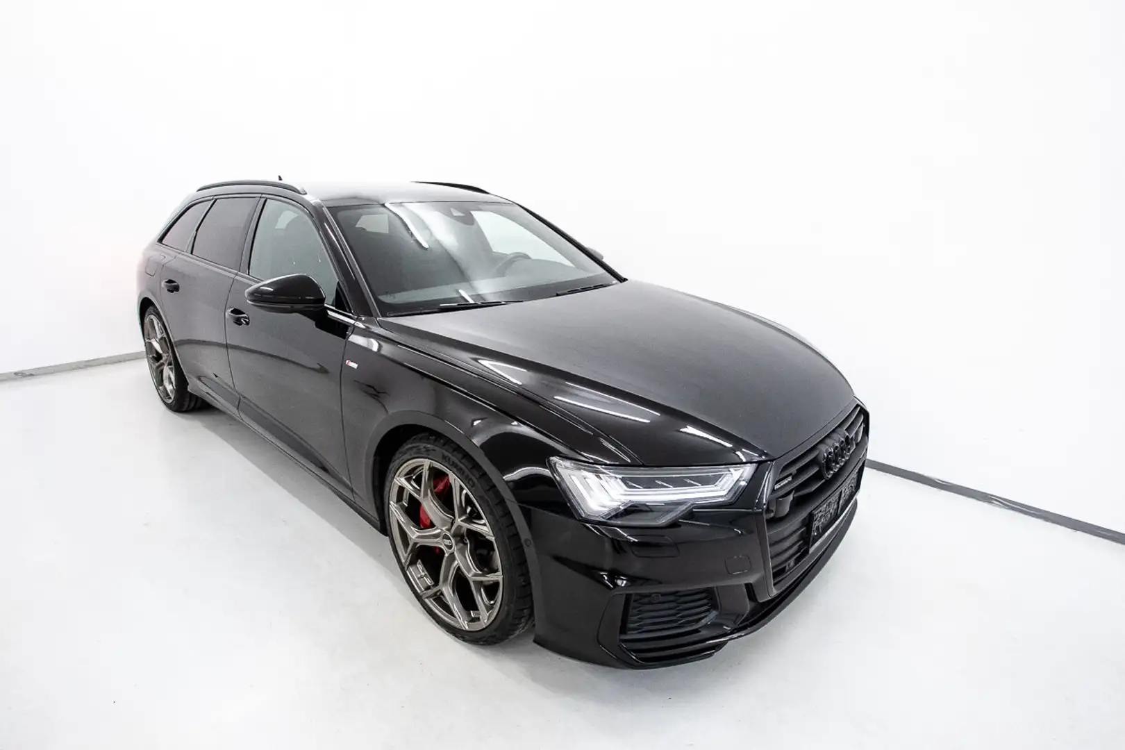 Audi A6 Avant 55 TFSIe quattro Sline S-tronic Schwarz - 2