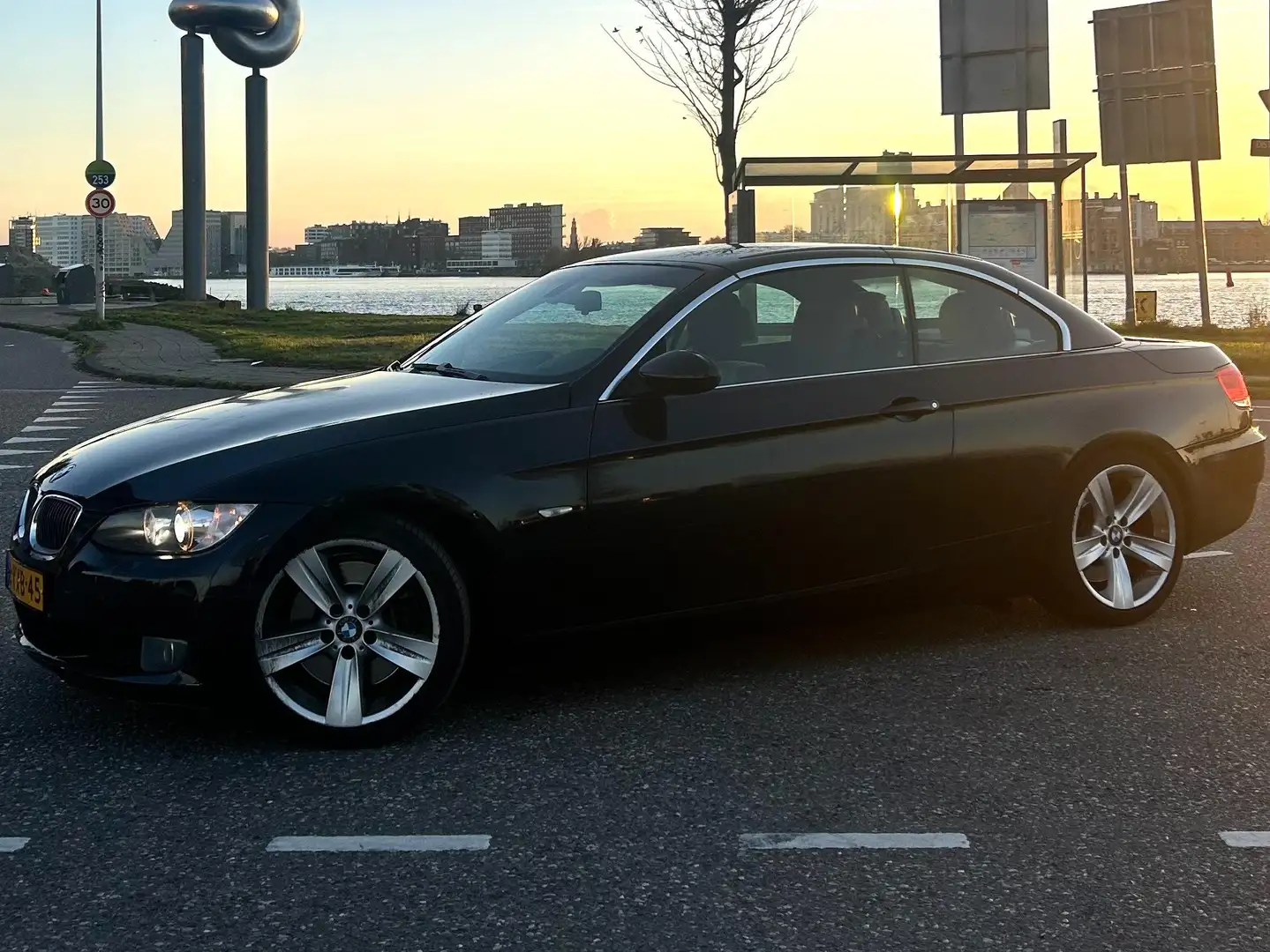 BMW 335 335 Noir - 2