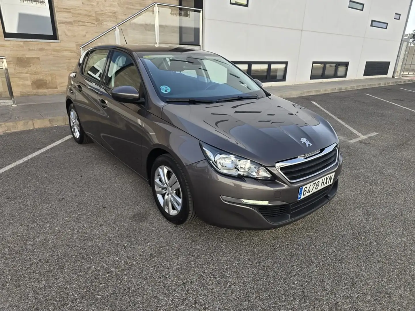 Peugeot 308 Nuevo Access 1.2 VTi 82 Gris - 2