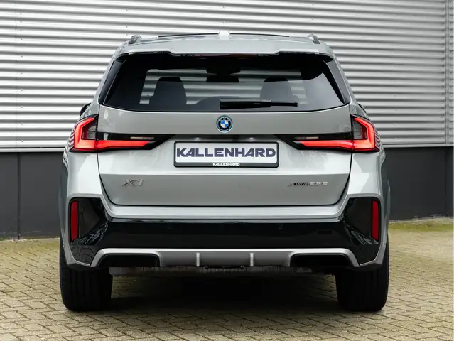 BMW X1 view 7