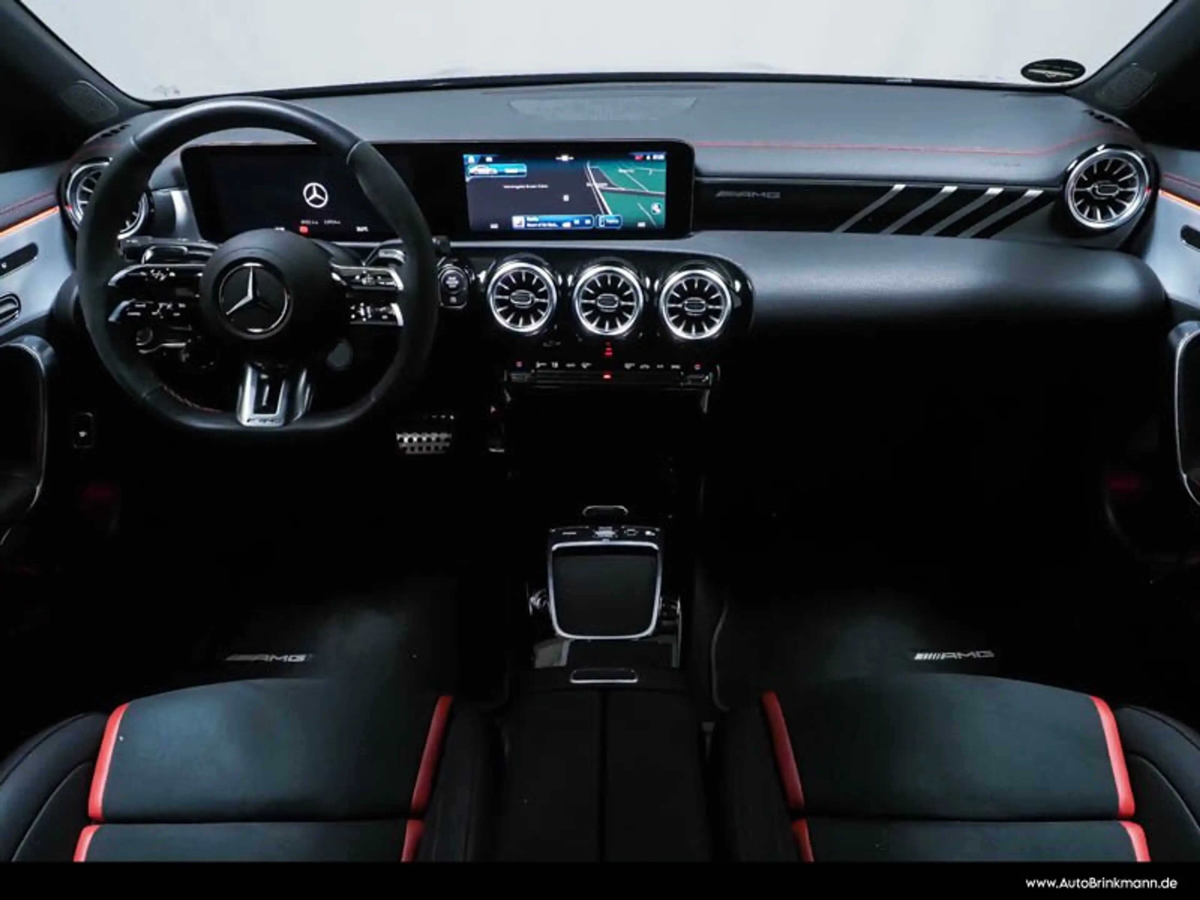 Mercedes-Benz CLA 35 AMG CLA 35 AMG 4M Coupé Night/PerfSitz/Pano/AHK SHZ — photo 8