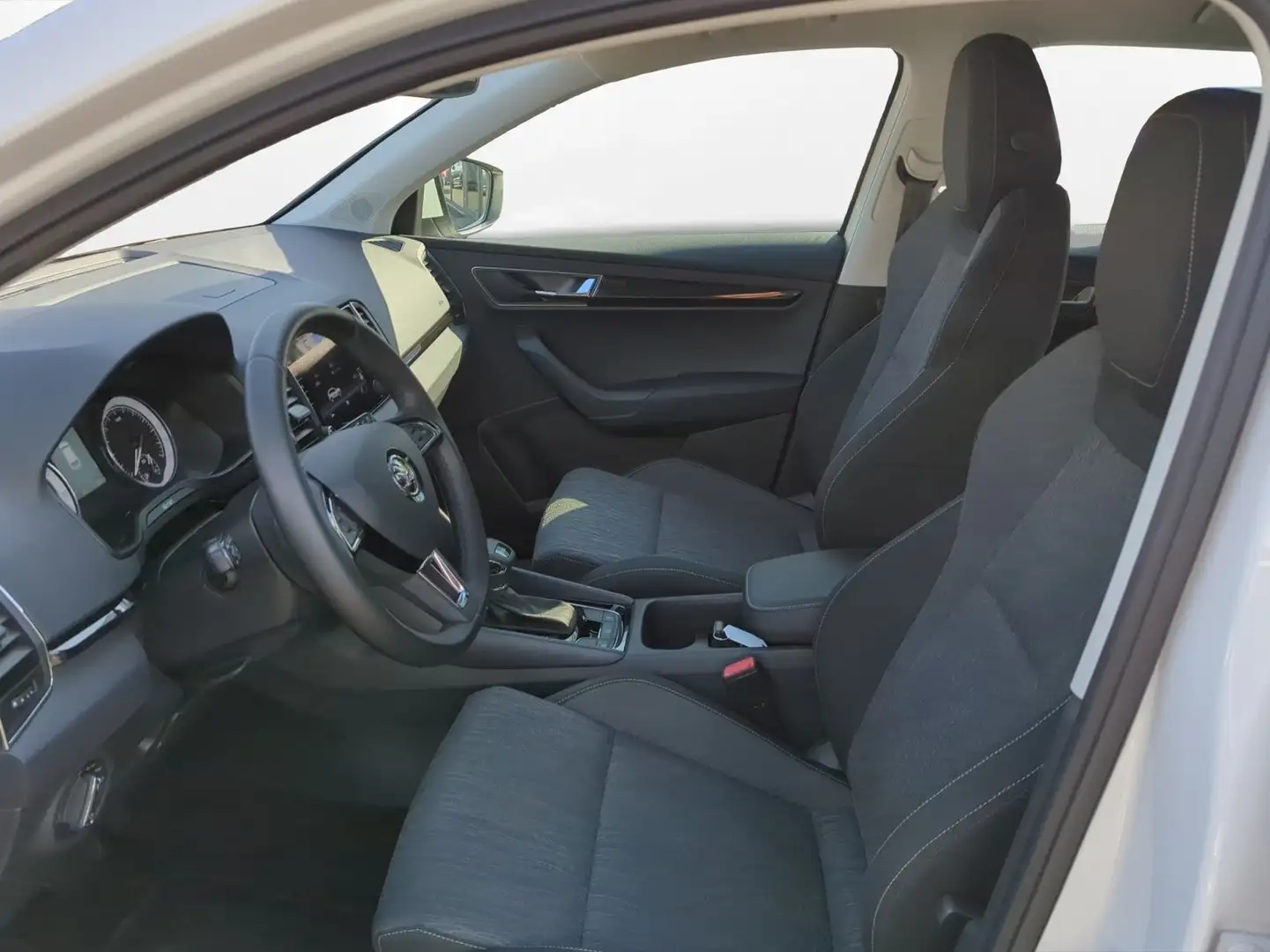 Skoda Karoq 1.5 TSI Style AHK DSG Weiß - 2