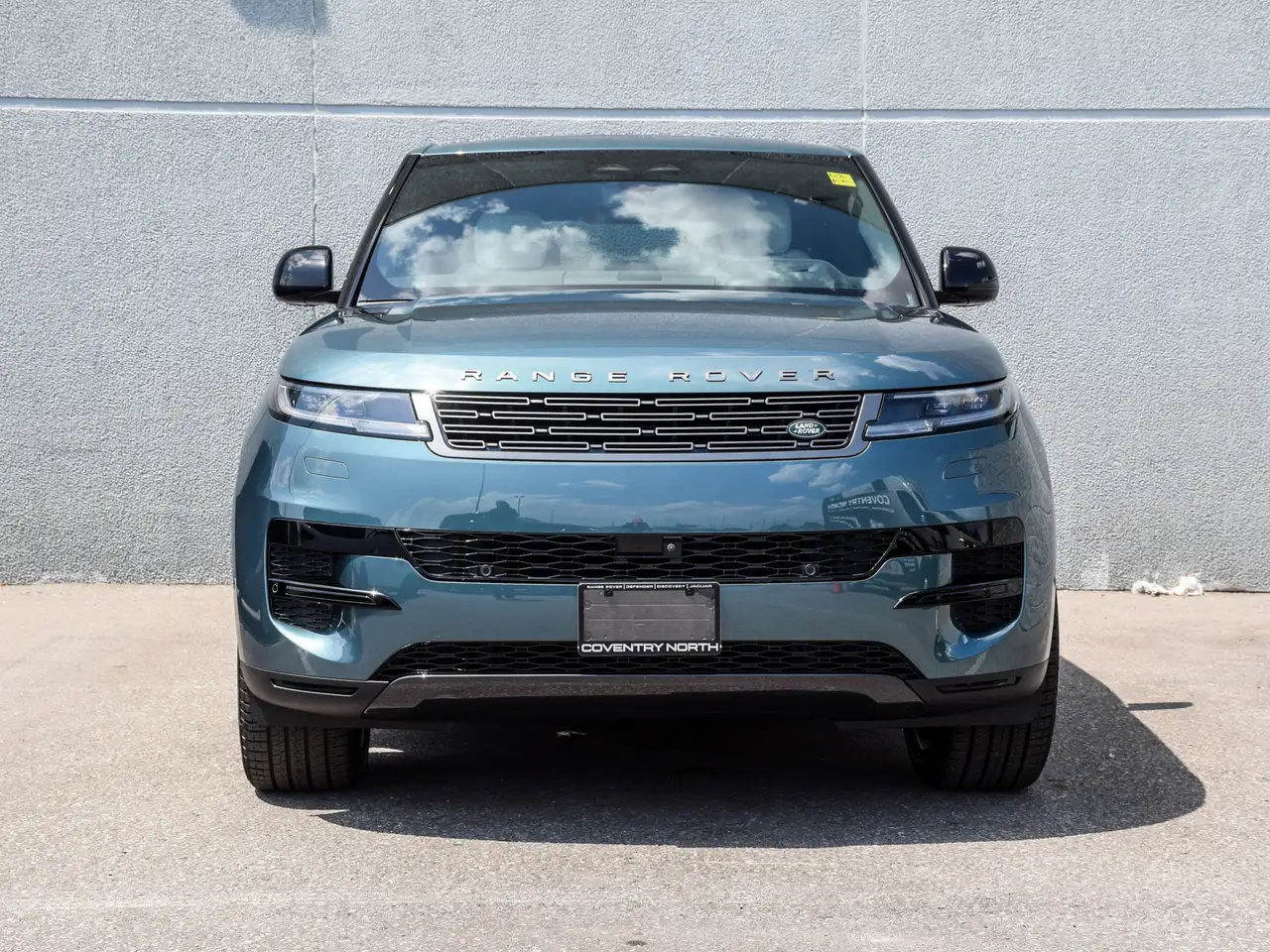 Land Rover Range Rover Sport photo Land Rover Range Rover Sport