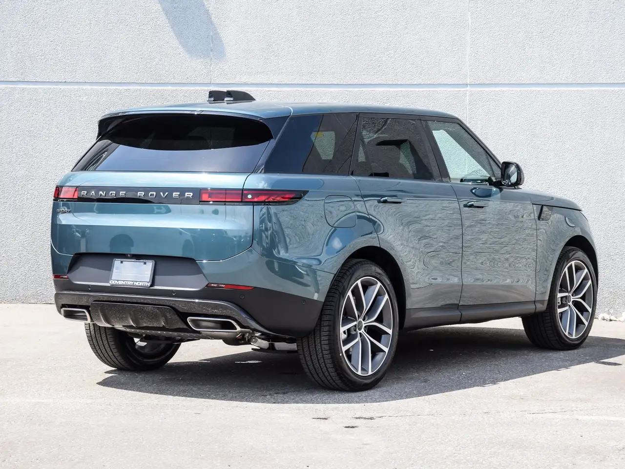 Land Rover Range Rover Sport photo Land Rover Range Rover Sport