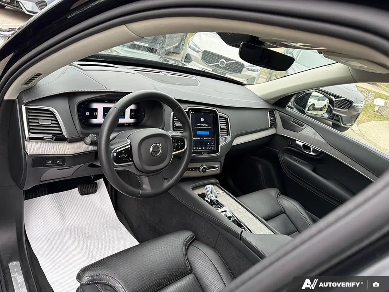 Volvo XC90 снимка Volvo XC90