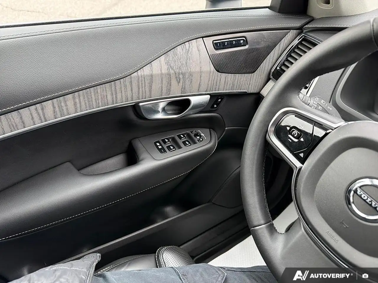 Volvo XC90 снимка Volvo XC90