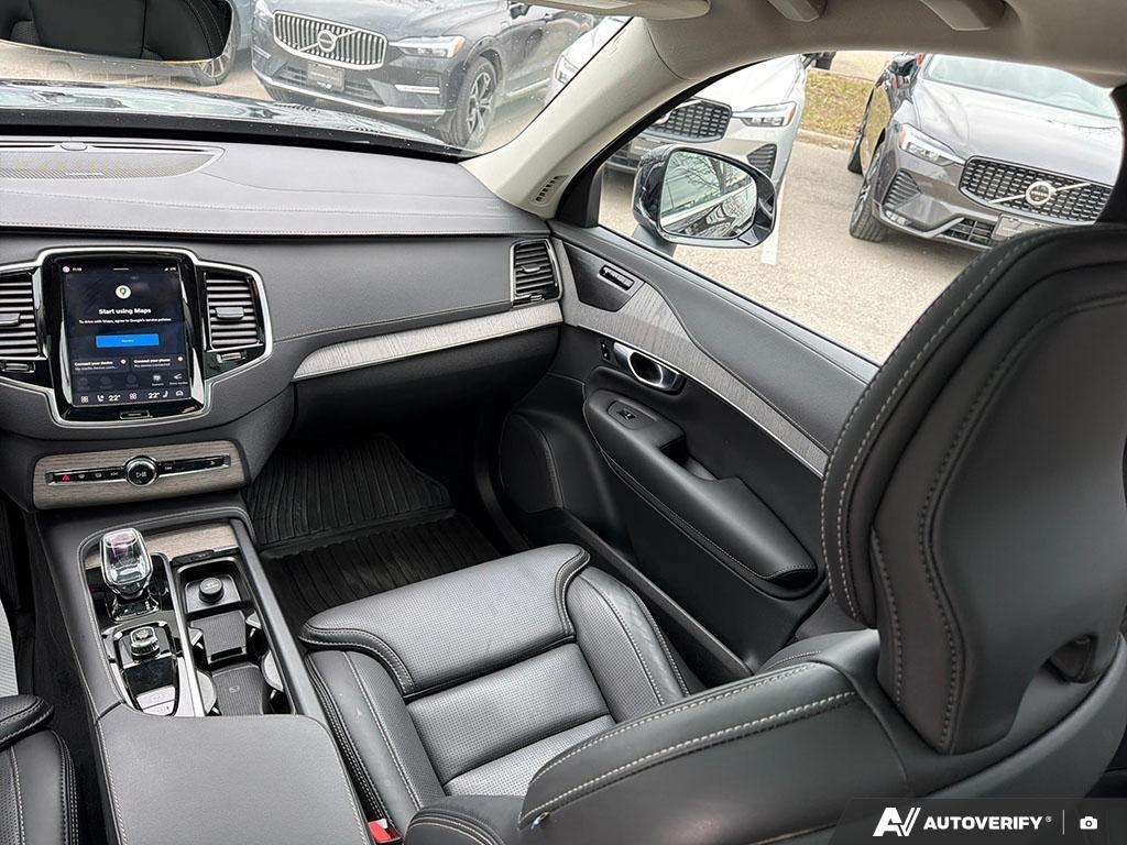 2024 Volvo XC90 T8 Ultimate Bright Theme thumb 24