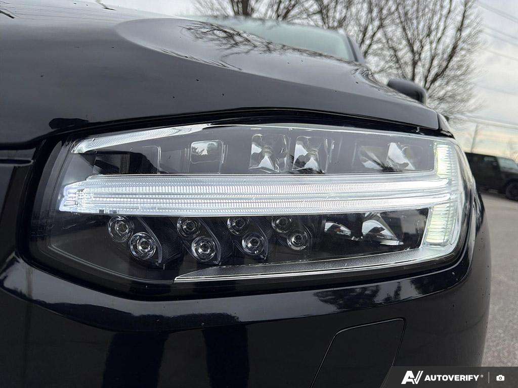 2024 Volvo XC90 T8 Ultimate Bright Theme thumb 7