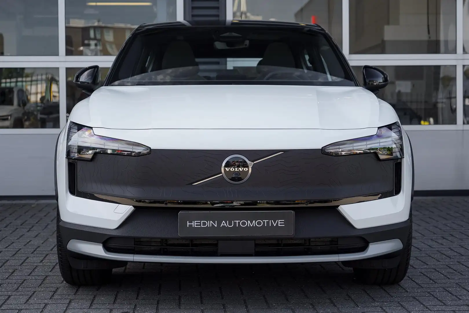 Volvo EX30 Cross Country Twin Motor Performance Ultra 69 kWh Wit - 2