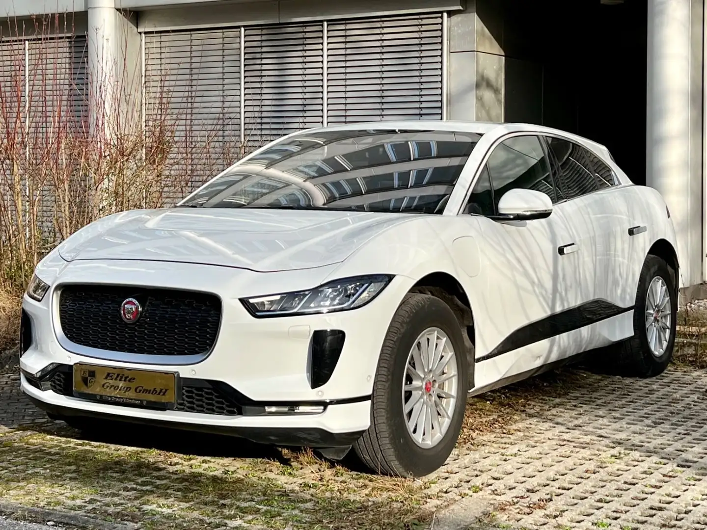 Jaguar I-Pace I-PACE S*Meridian*LED*Assistent*netto: 14.118€ Schwarz - 1
