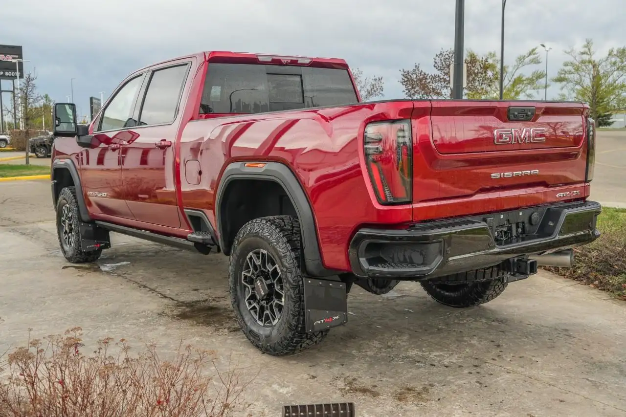 GMC Sierra 2500HD снимка GMC Sierra 2500HD