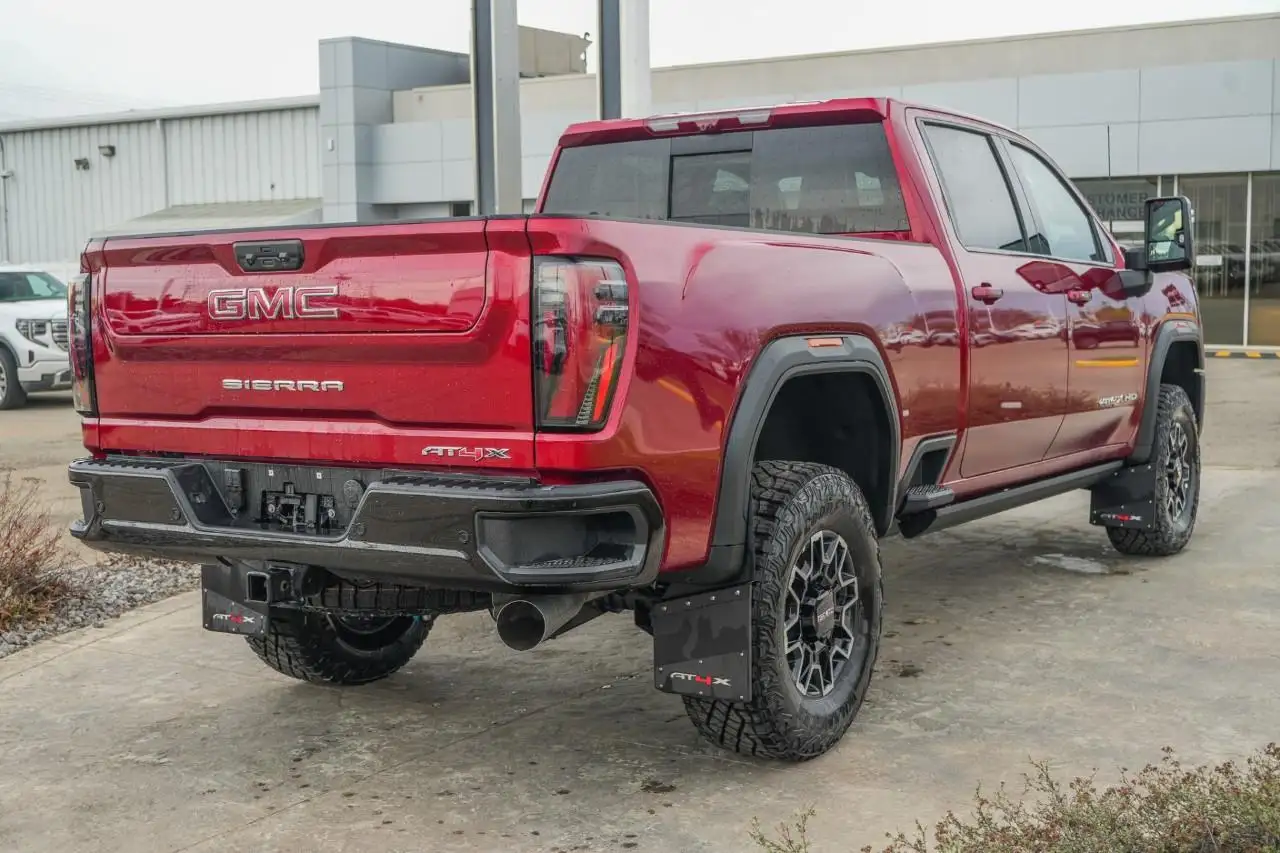 GMC Sierra 2500HD снимка GMC Sierra 2500HD