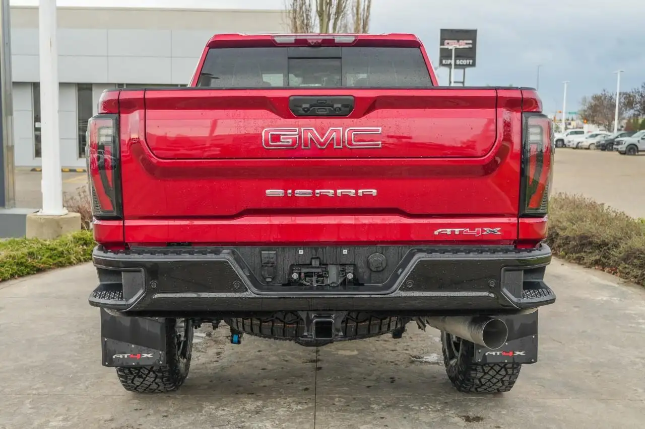 GMC Sierra 2500HD снимка GMC Sierra 2500HD