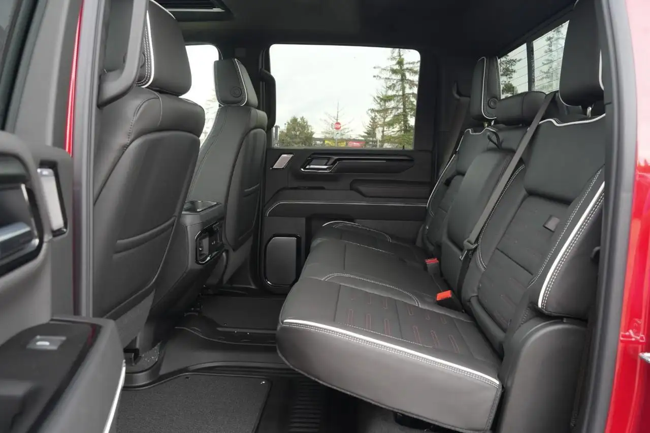 GMC Sierra 2500HD снимка GMC Sierra 2500HD