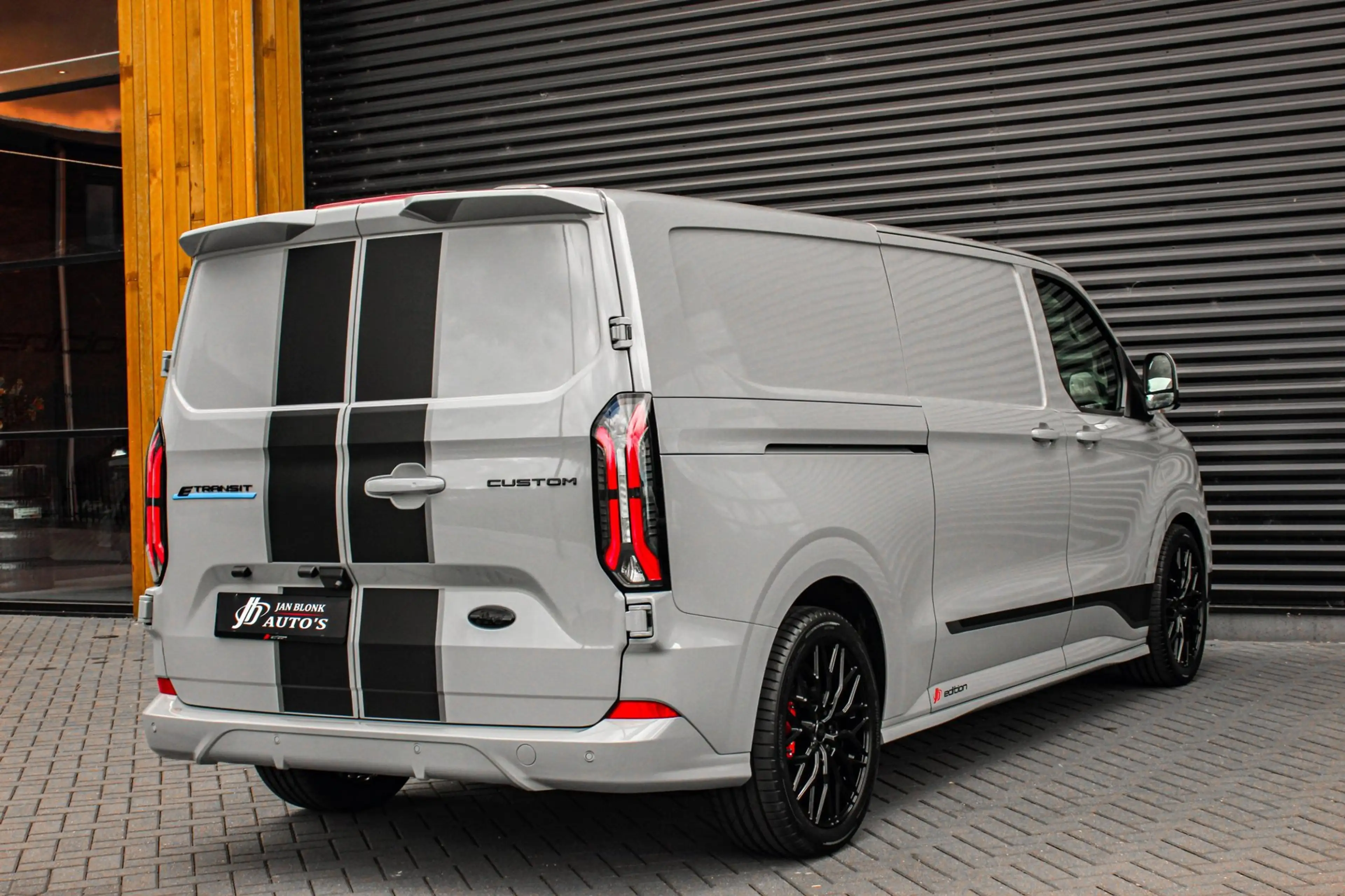 Ford E-Transit Cust. 340 L2H1 SPORT 71 kWh 218PK / JB-EDITON / B& — photo 12