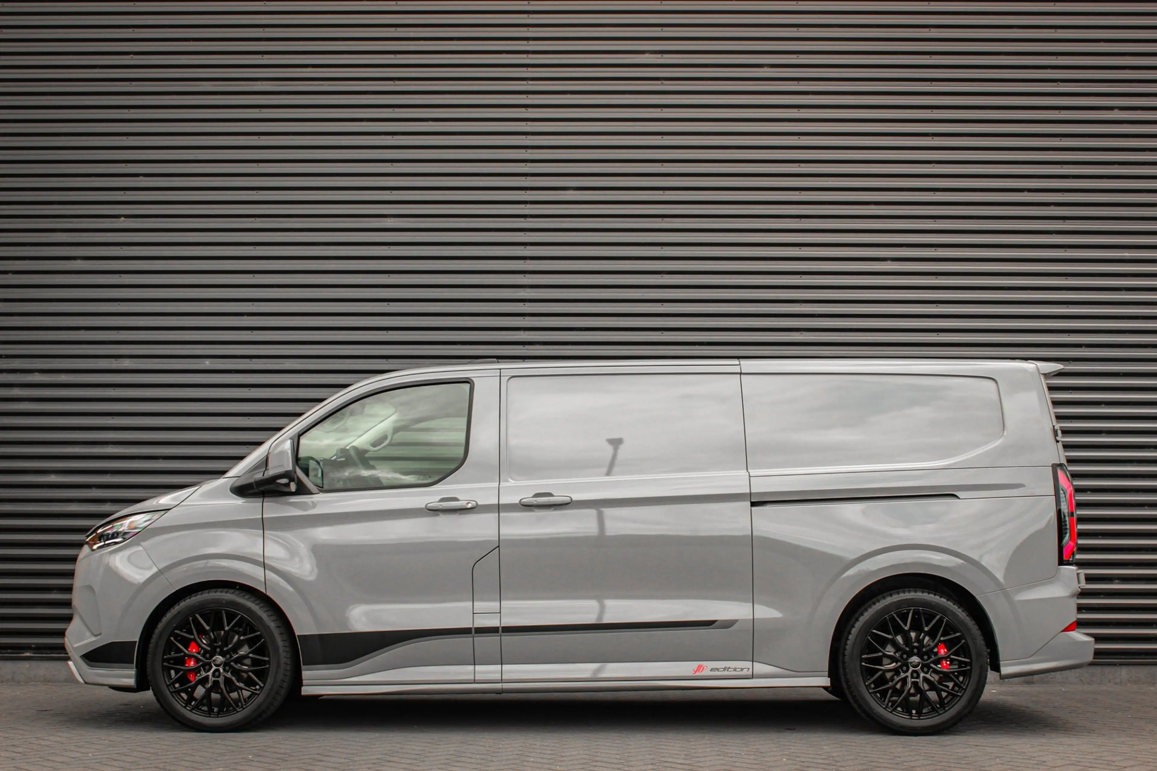 Ford E-Transit Cust. 340 L2H1 SPORT 71 kWh 218PK / JB-EDITON / B& — photo 5