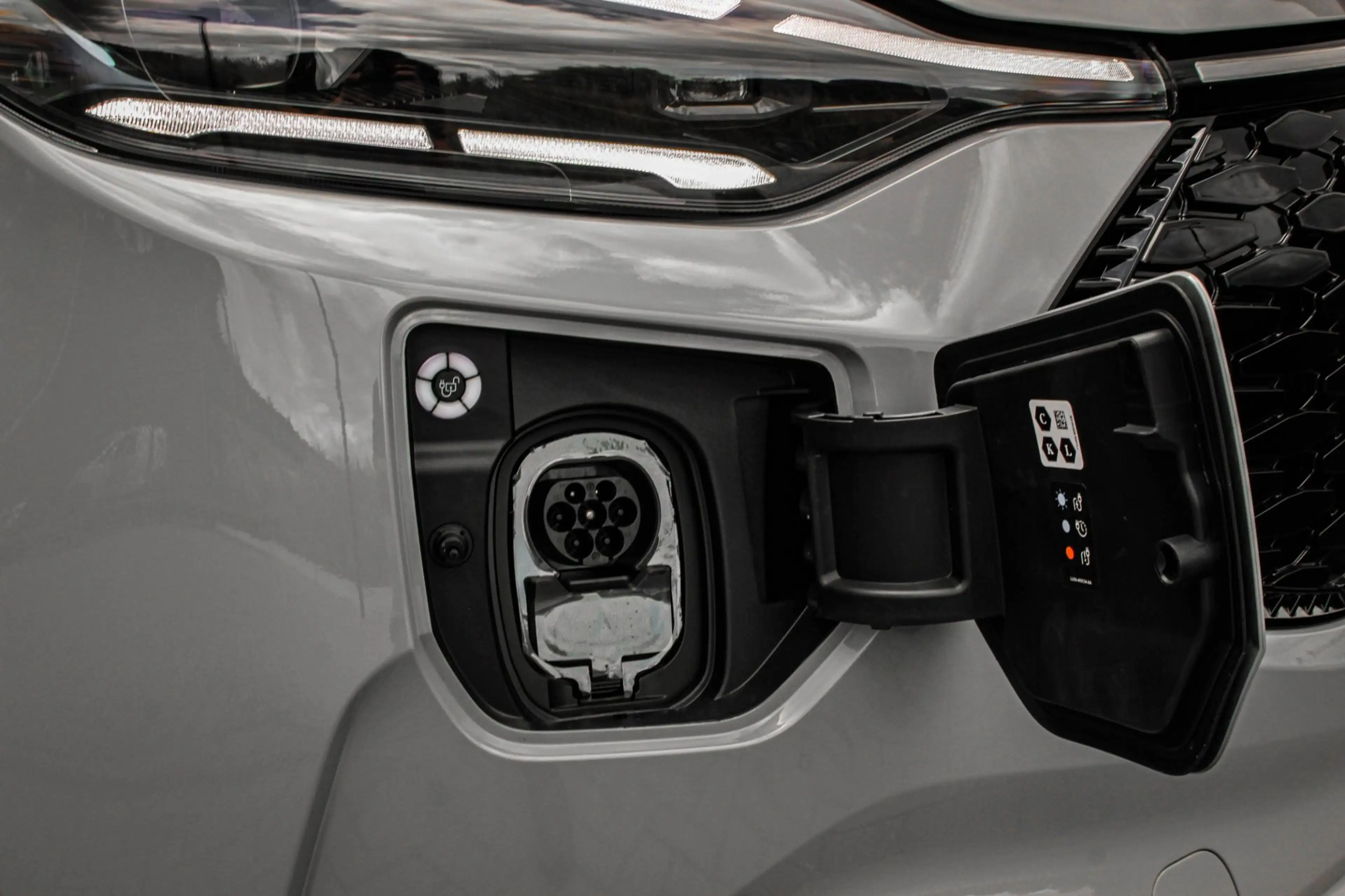 Ford E-Transit Cust. 340 L2H1 SPORT 71 kWh 218PK / JB-EDITON / B& — photo 39