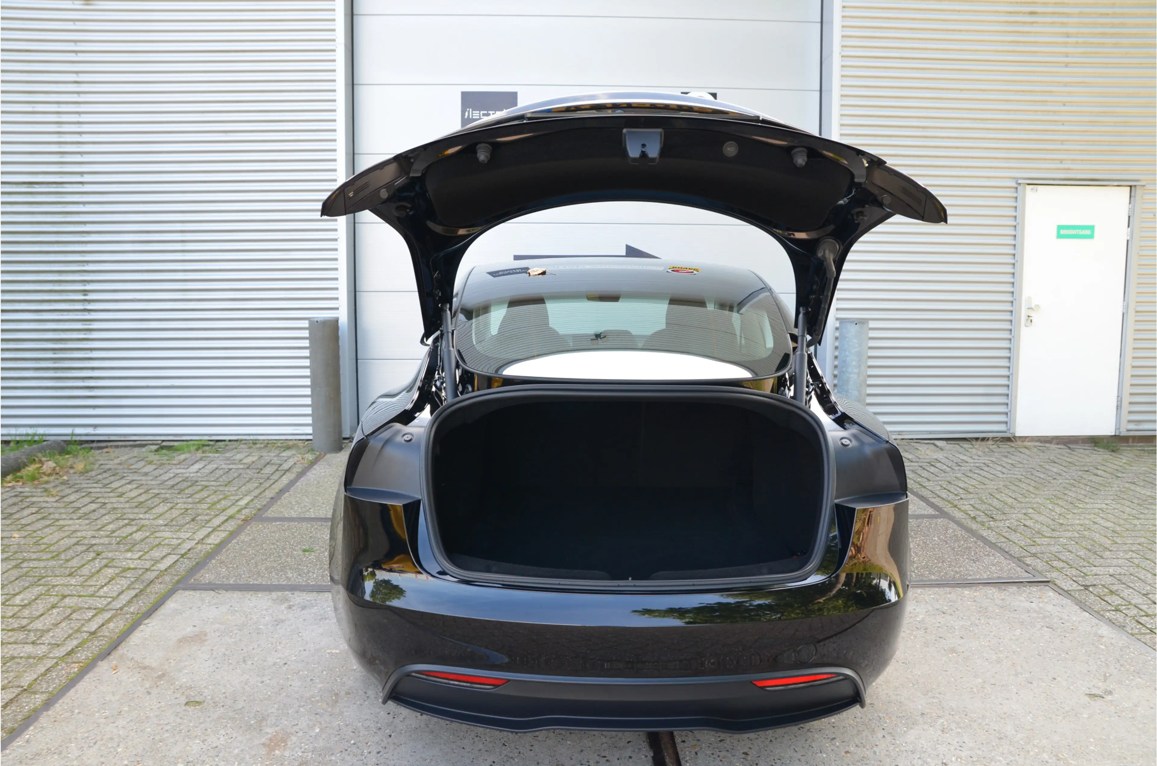 Tesla Model 3 RWD 60 kWh Highland, AutoPilot4.0 (FSD 99,- p/mnd) — photo 35