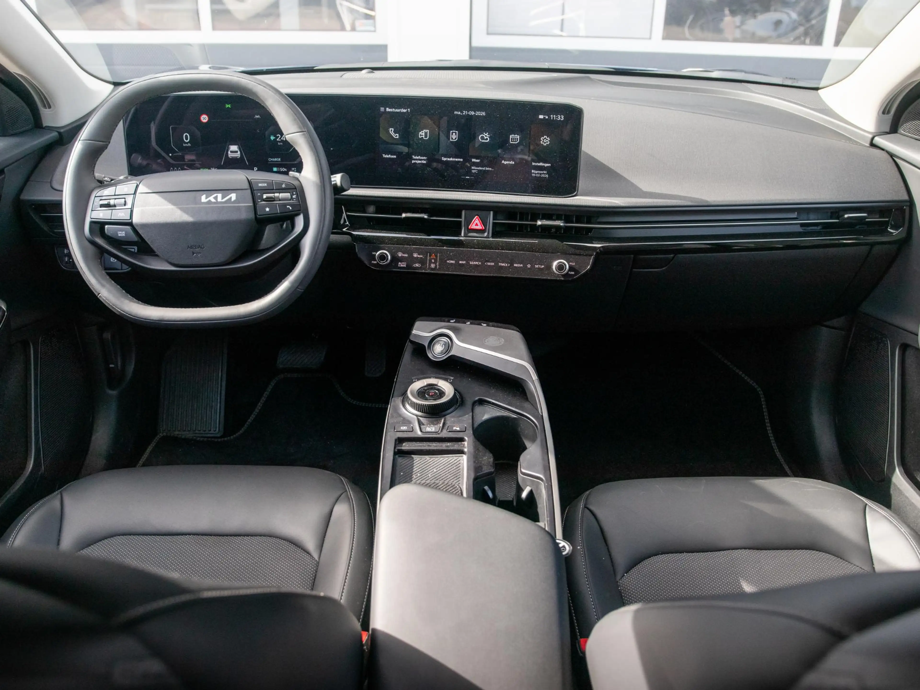Kia EV6 Air 84 kWh l Stoel Stuur verwarming l Camera l Nav — photo 9