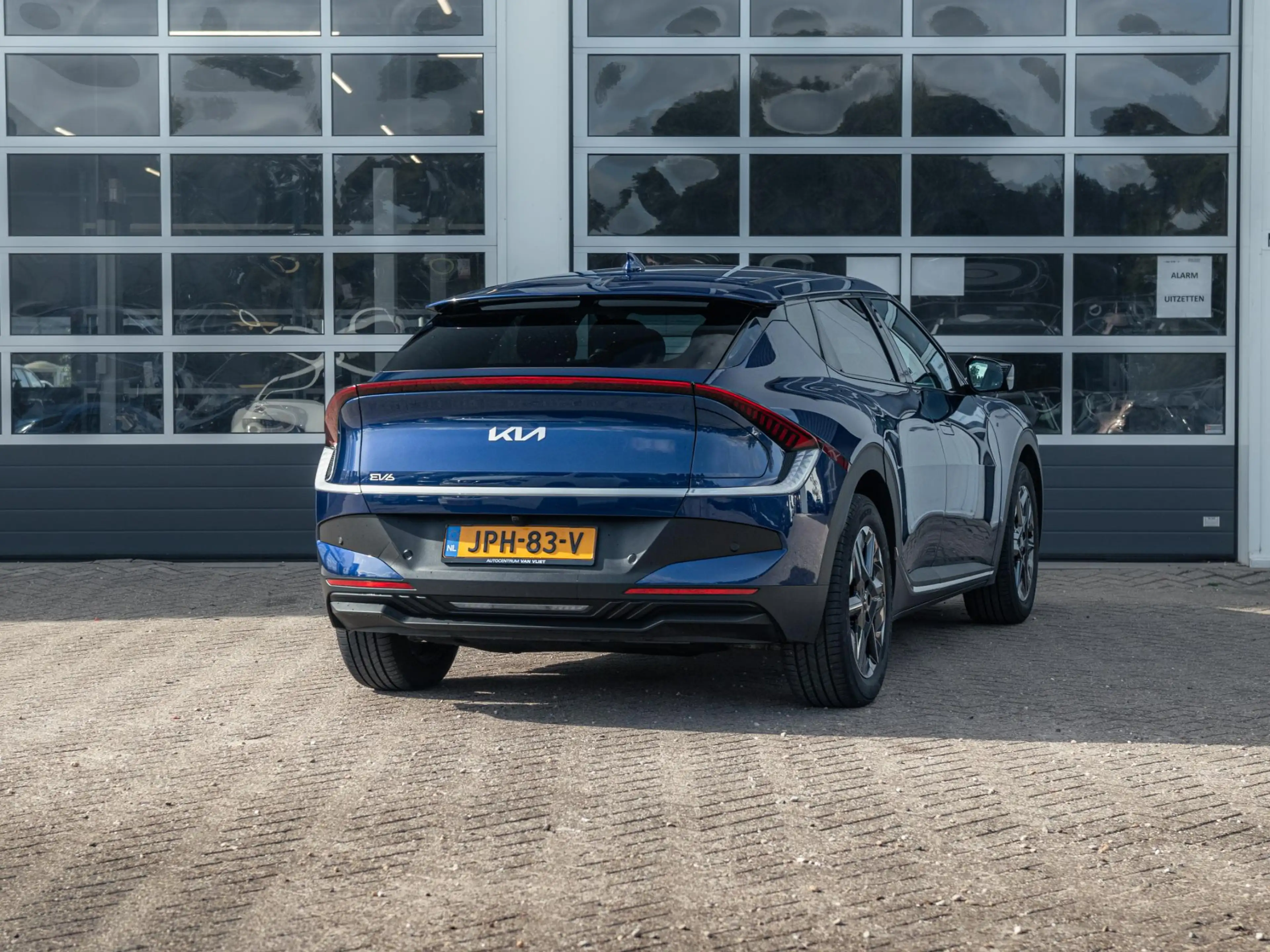 Kia EV6 Air 84 kWh l Stoel Stuur verwarming l Camera l Nav — photo 5