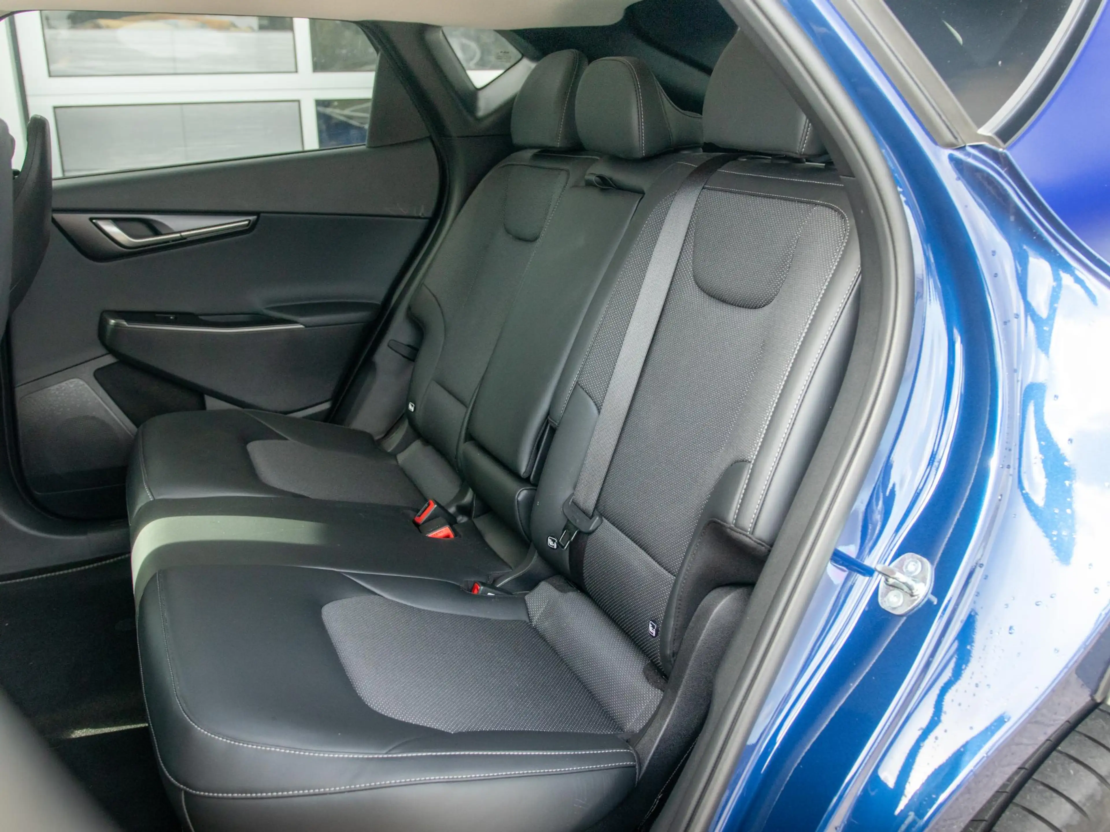 Kia EV6 Air 84 kWh l Stoel Stuur verwarming l Camera l Nav — photo 11
