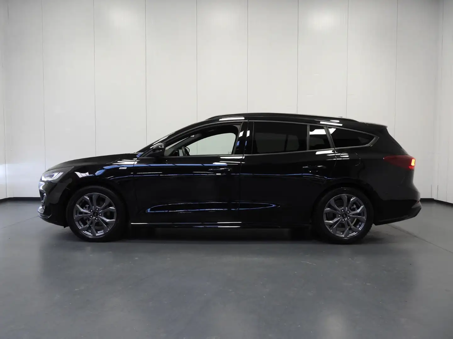 Ford Focus Wagon 1.0 EcoBoost Hybrid ST Line NAVI/CAMERA/CLIM Noir - 2