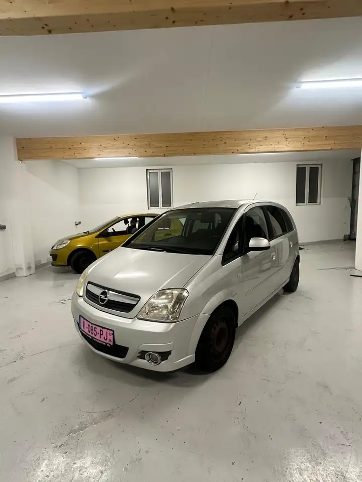 Opel Meriva 1.6 - 105 Twinport Cosmo Easytronic