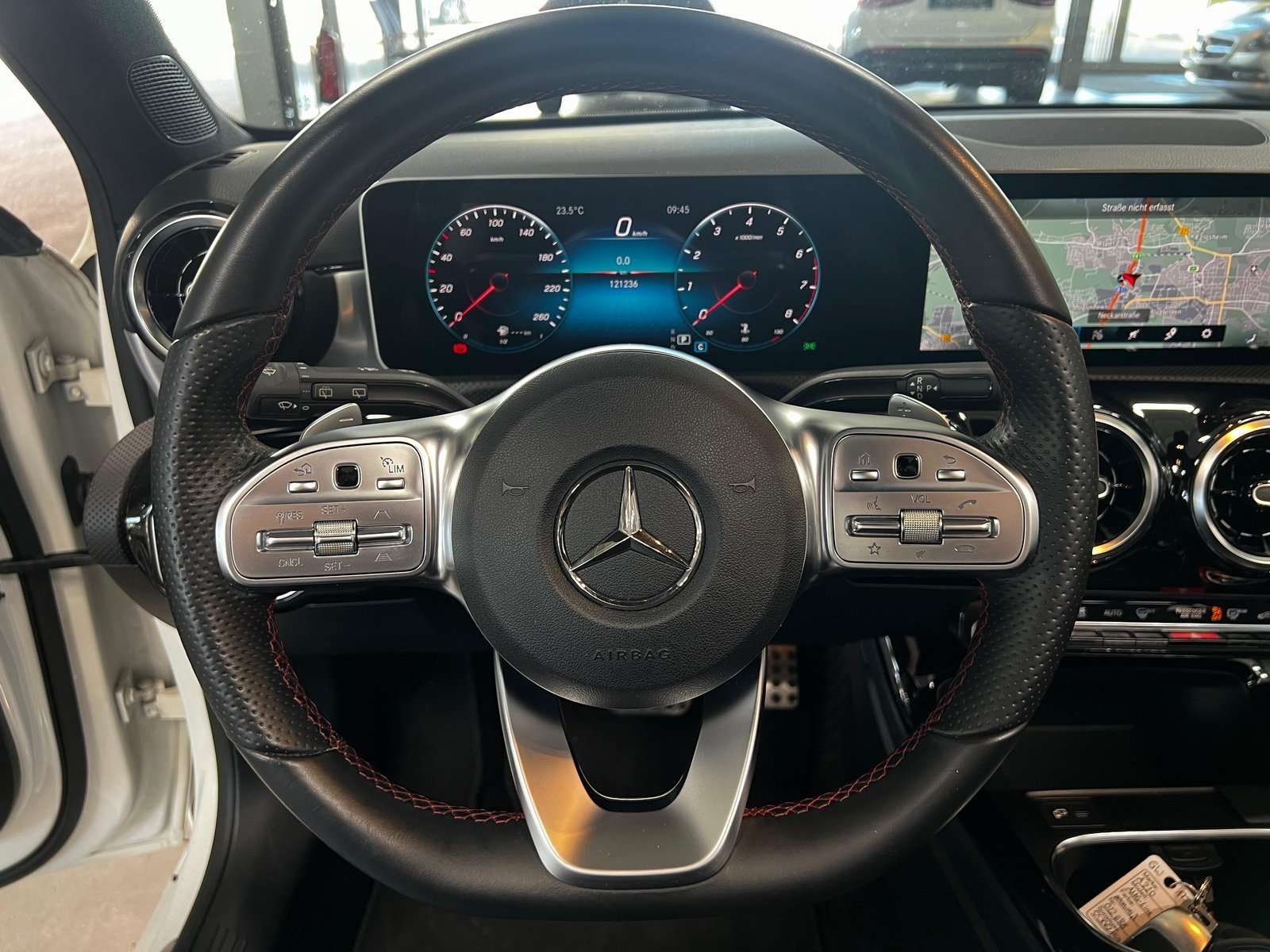 Mercedes-Benz A 220
