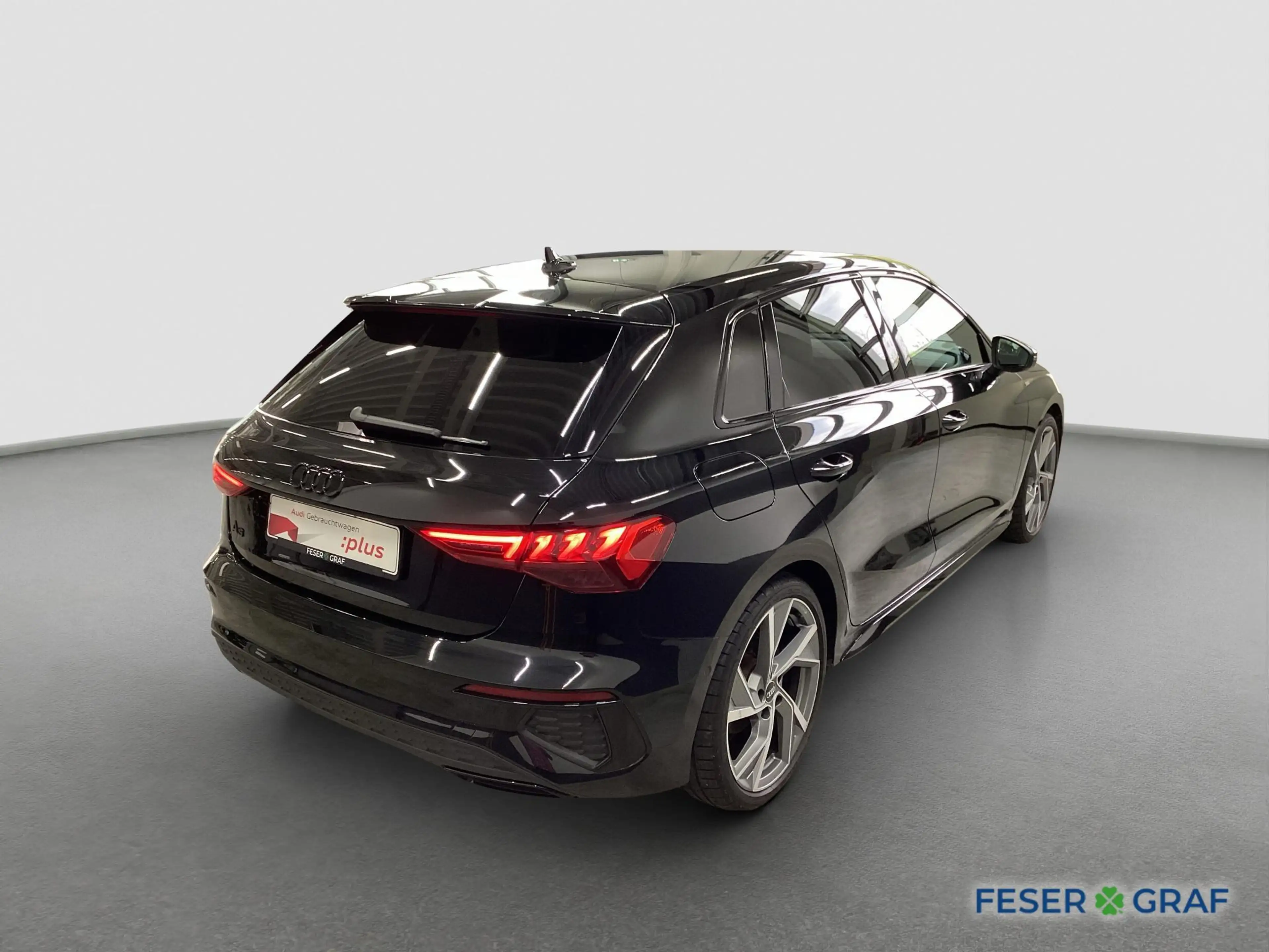 Audi A3 S line 35 TFSI S tronic AHK B&O ACC — photo 3