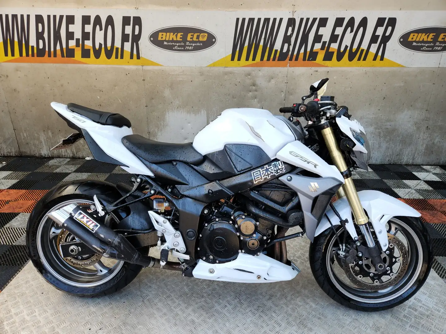 Suzuki GSR 750 Bleu - 1