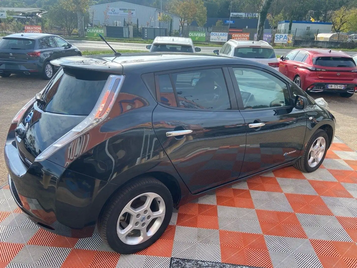 Nissan Leaf 109 30KWH ACENTA AUTO GPS Fekete - 2