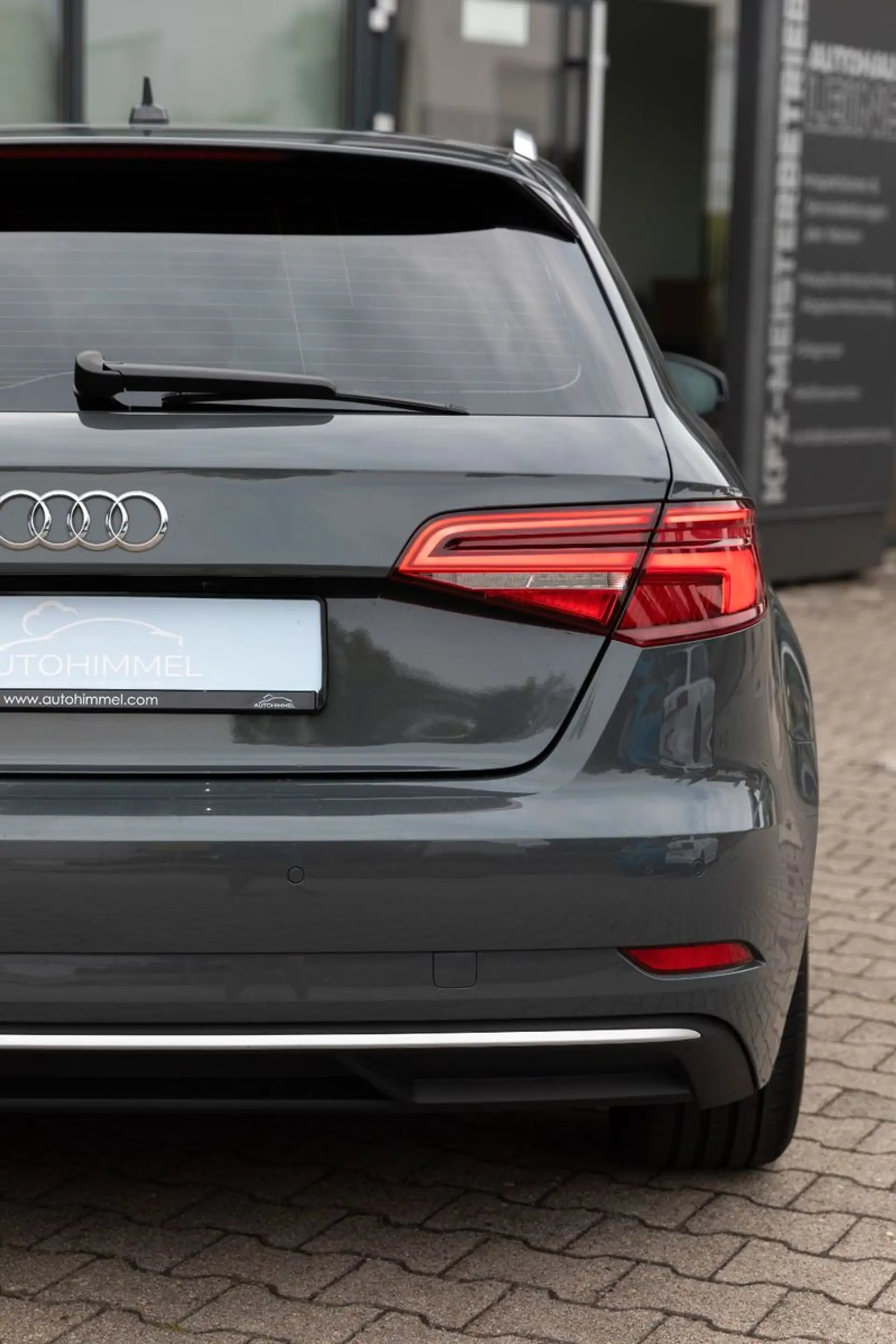 Audi A3 Sportback 1.5 TFSI S-tronic LED Keyless PDC — photo 11
