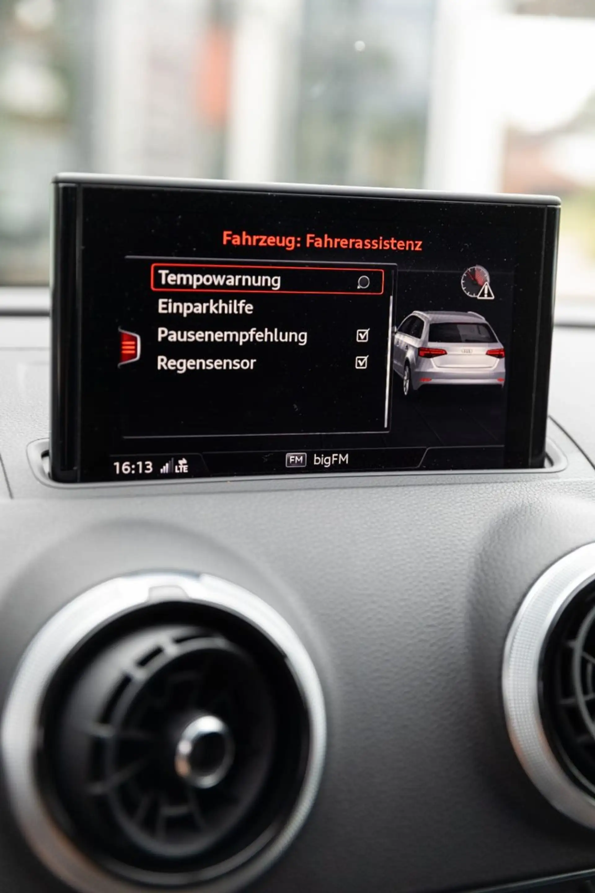 Audi A3 Sportback 1.5 TFSI S-tronic LED Keyless PDC — photo 32