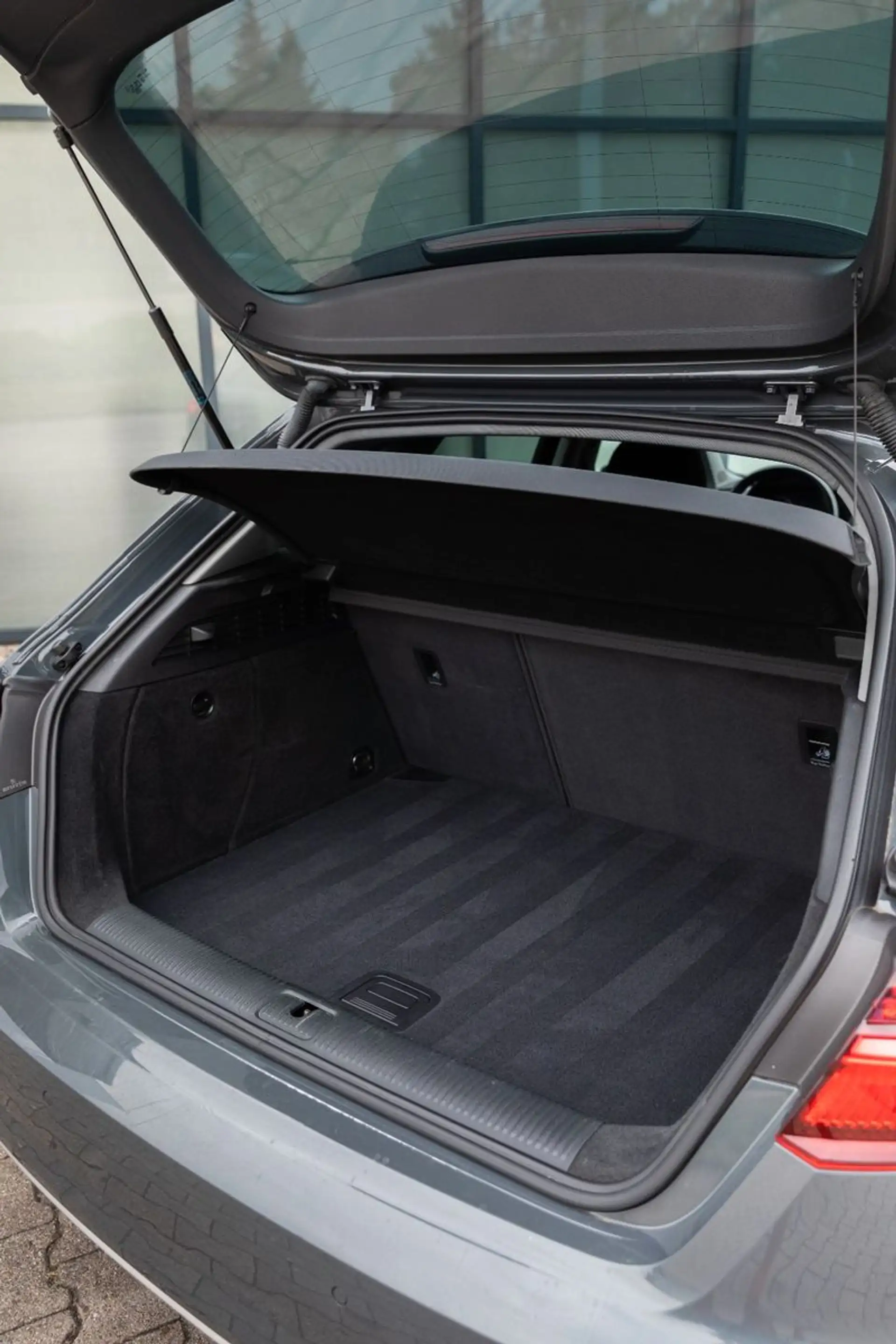 Audi A3 Sportback 1.5 TFSI S-tronic LED Keyless PDC — photo 17