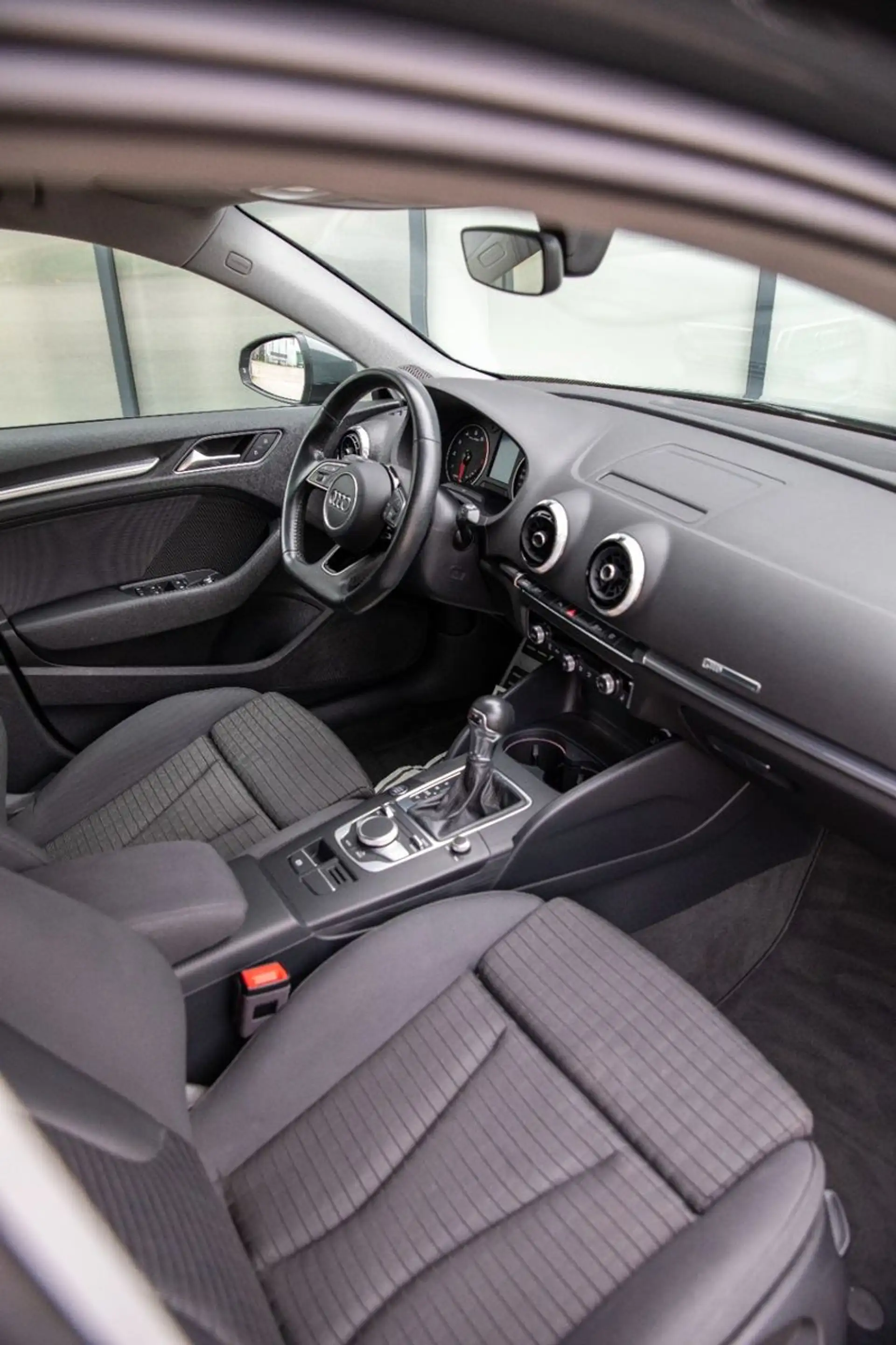 Audi A3 Sportback 1.5 TFSI S-tronic LED Keyless PDC — photo 20