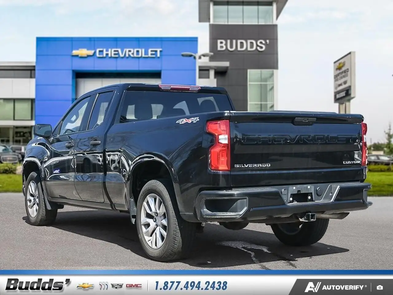 Chevrolet Silverado 1500 снимка Chevrolet Silverado 1500