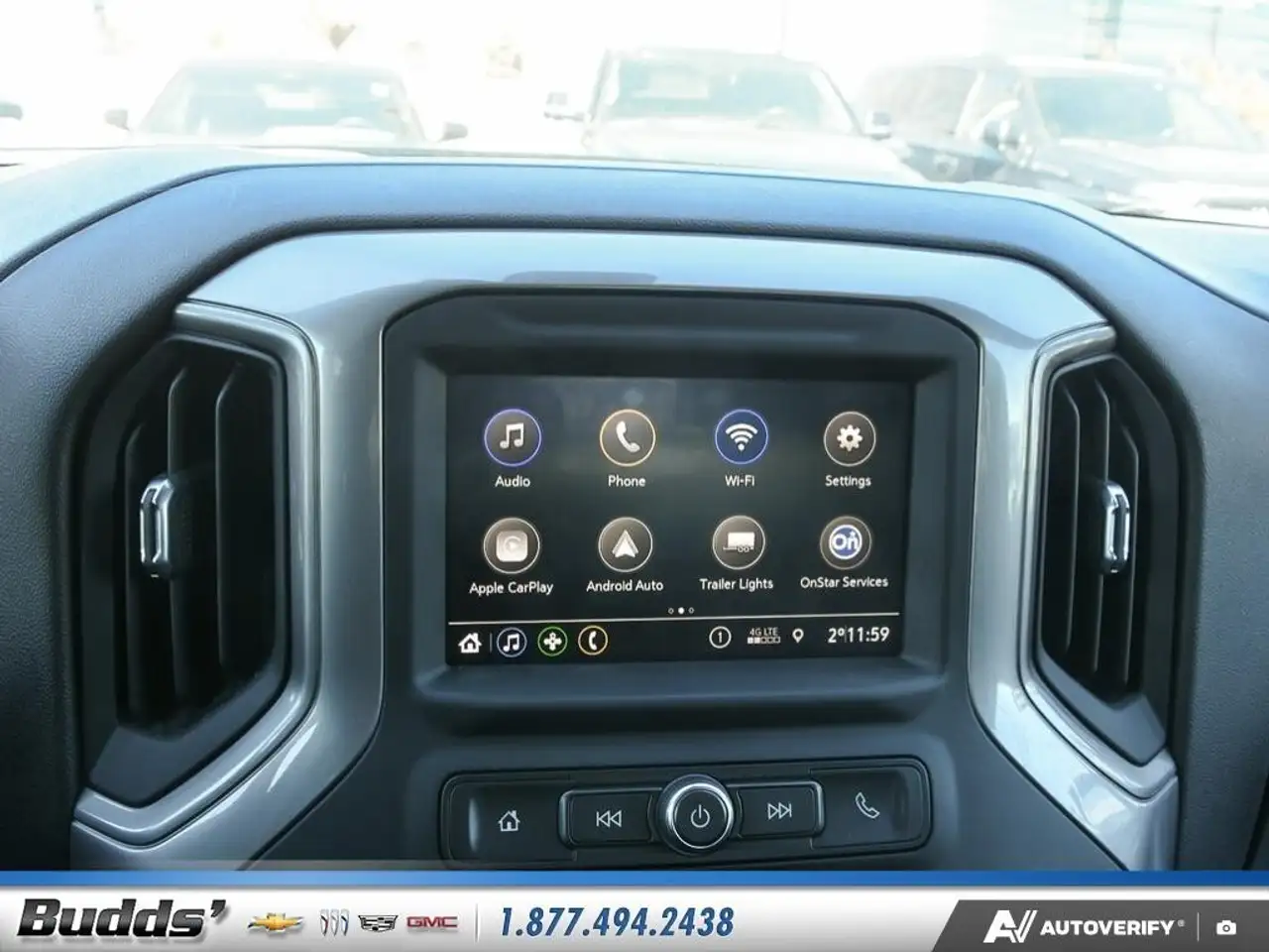 Chevrolet Silverado 1500 снимка Chevrolet Silverado 1500