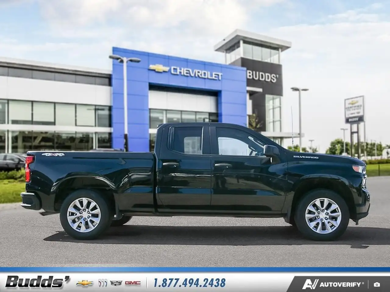 Chevrolet Silverado 1500 снимка Chevrolet Silverado 1500